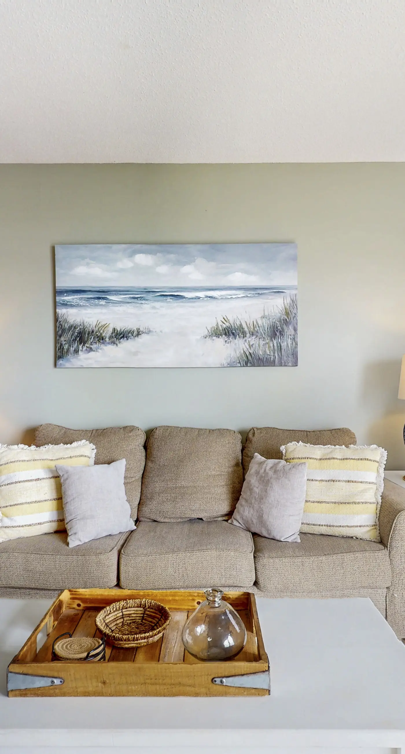 Bright coastal condo with Gulf views, pools, hot tub & private balcony
