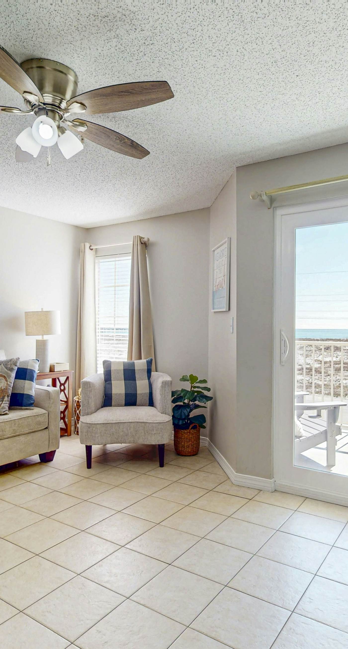Beachfront condo with pool, private balcony, and washer and dryer