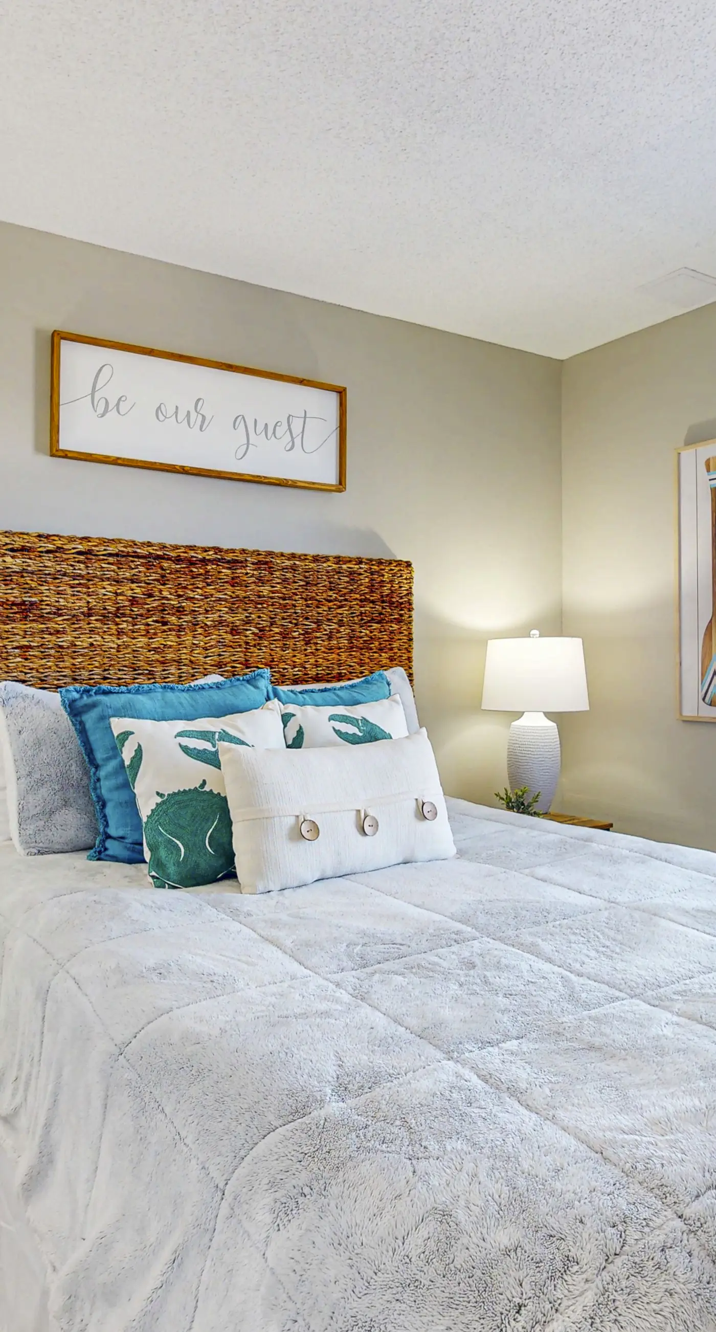 Beachfront condo with pool, private balcony, and washer and dryer