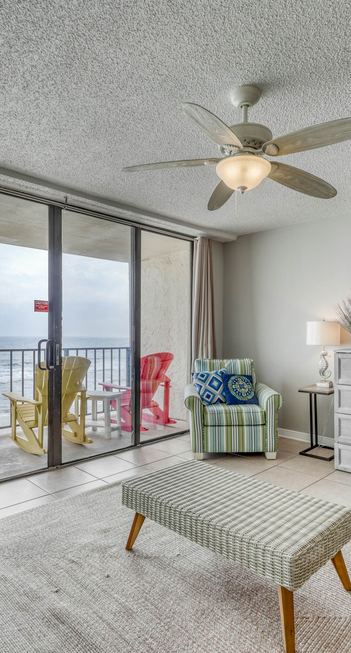 Gulf front condo with great views, shared pools & beach access