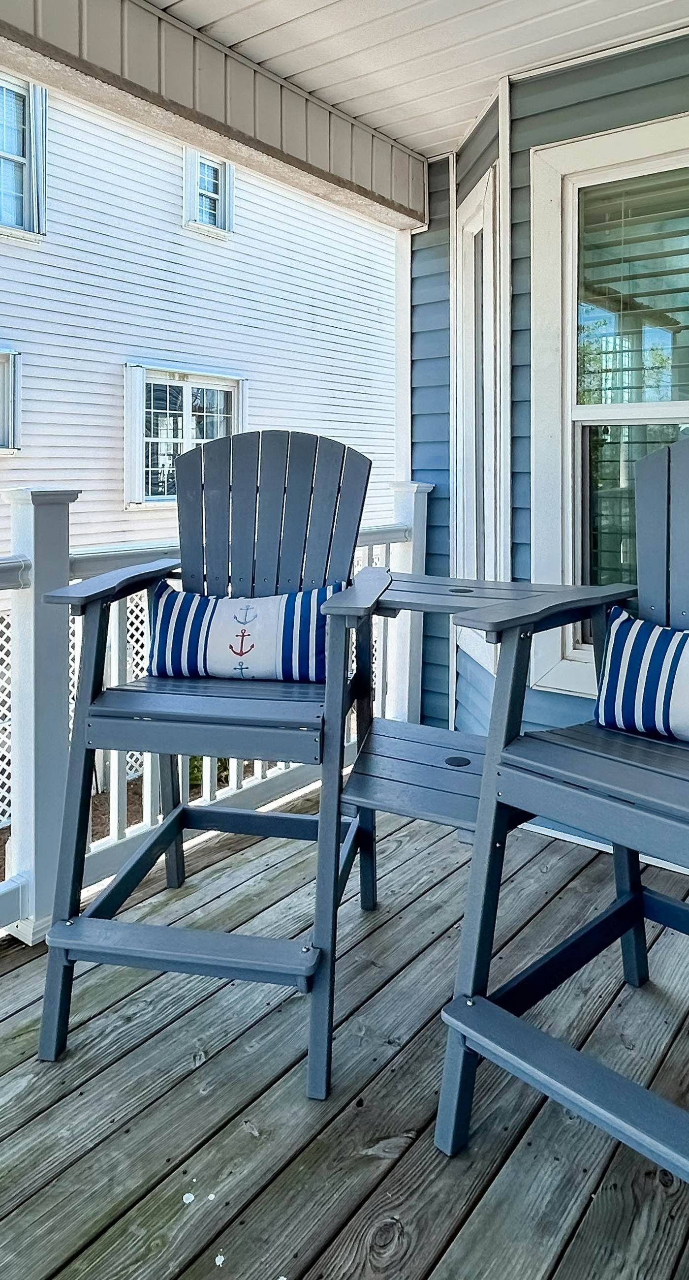 Waterview getaway with Private Pier, Balcony and Kayaks