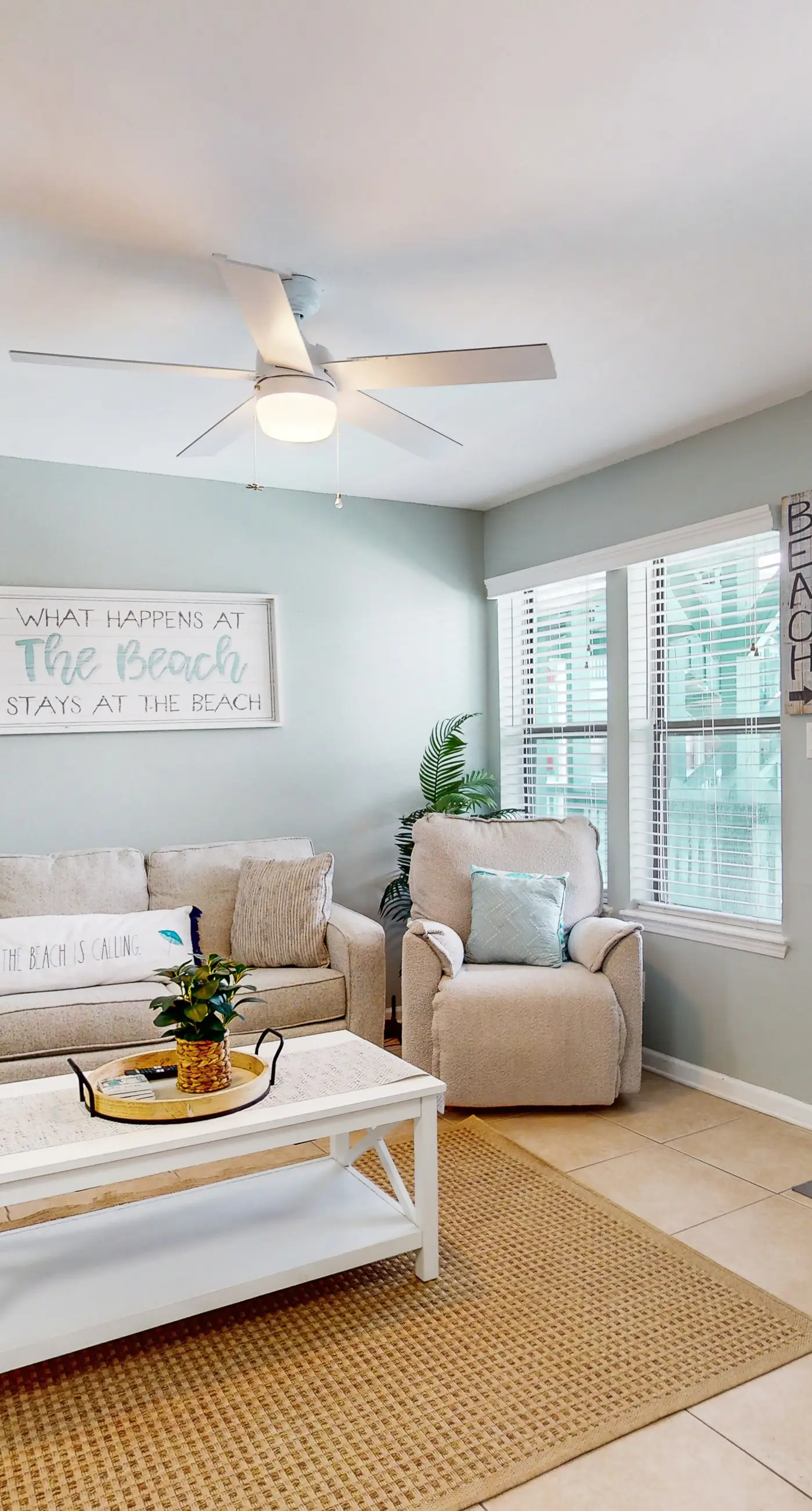 Charming condo near beach & entertainment with shared pool