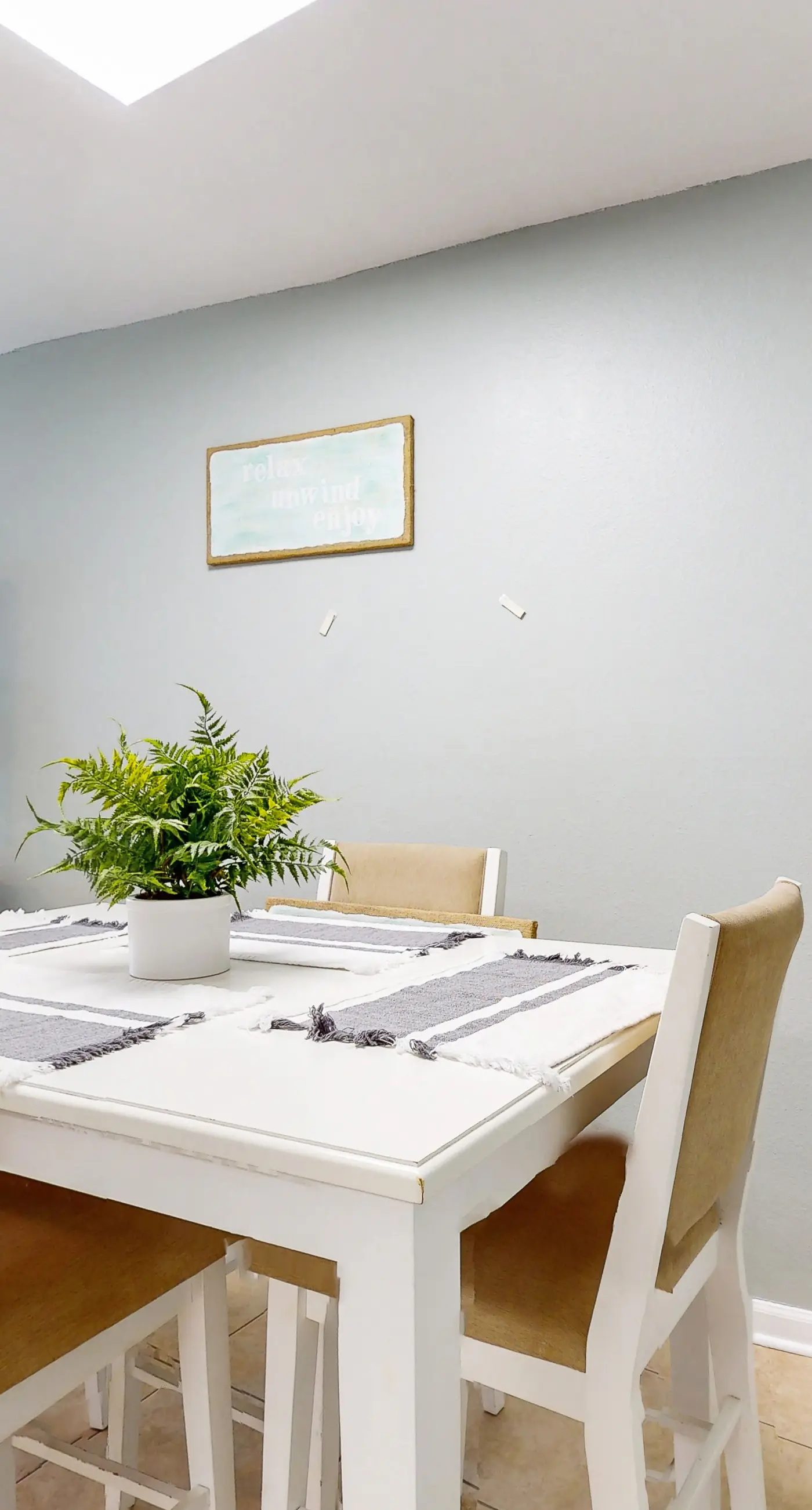 Charming condo near beach & entertainment with shared pool