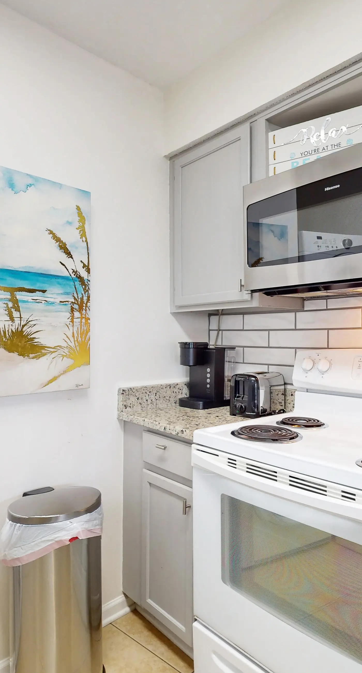 Charming condo near beach & entertainment with shared pool