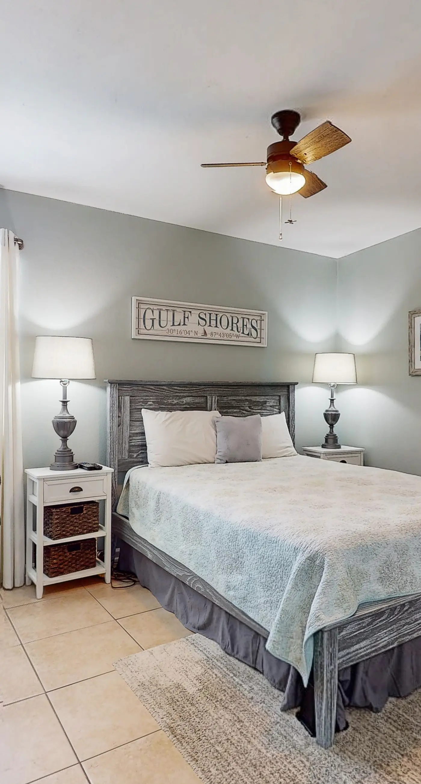 Charming condo near beach & entertainment with shared pool