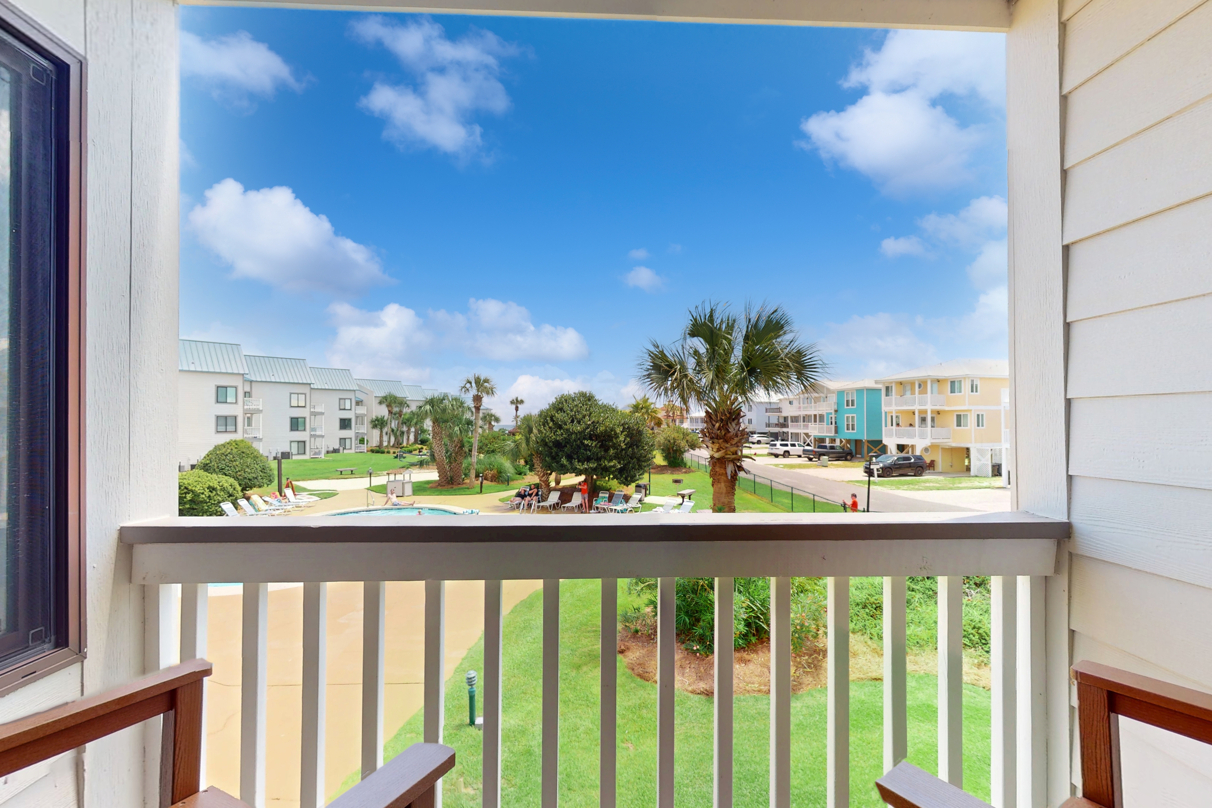 Pool view studio with onsite sauna, beach access, hot tub, and gym