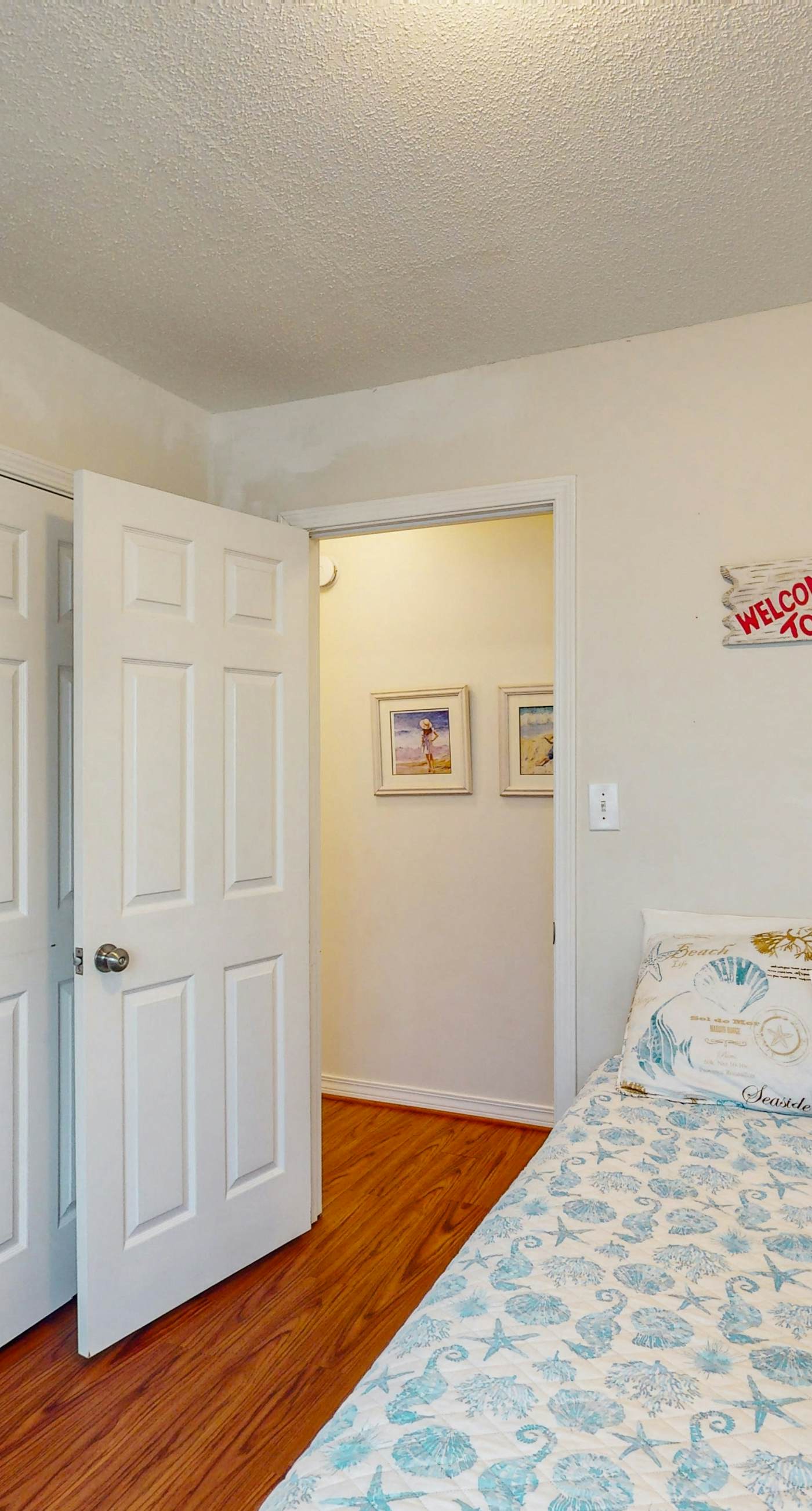 Entire Gulf view duplex with decks, beach access & shared pool, hot tub