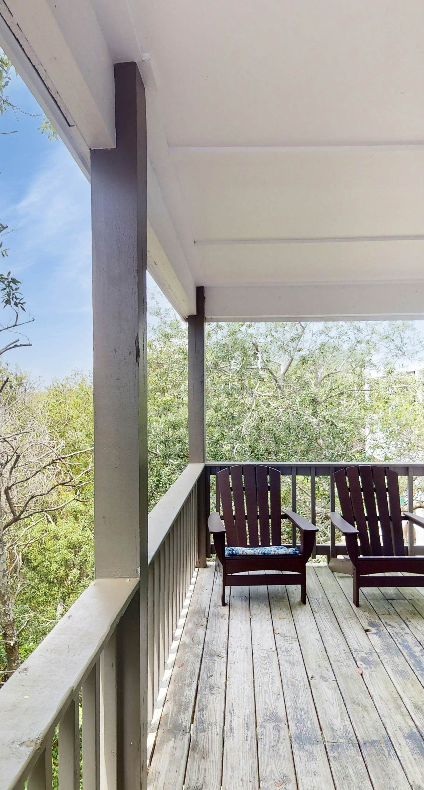 Entire Gulf view duplex with decks, beach access & shared pool, hot tub