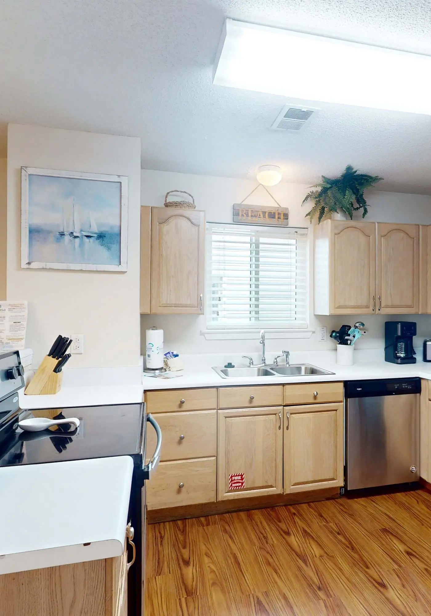 Entire Gulf view duplex with decks, beach access & shared pool, hot tub