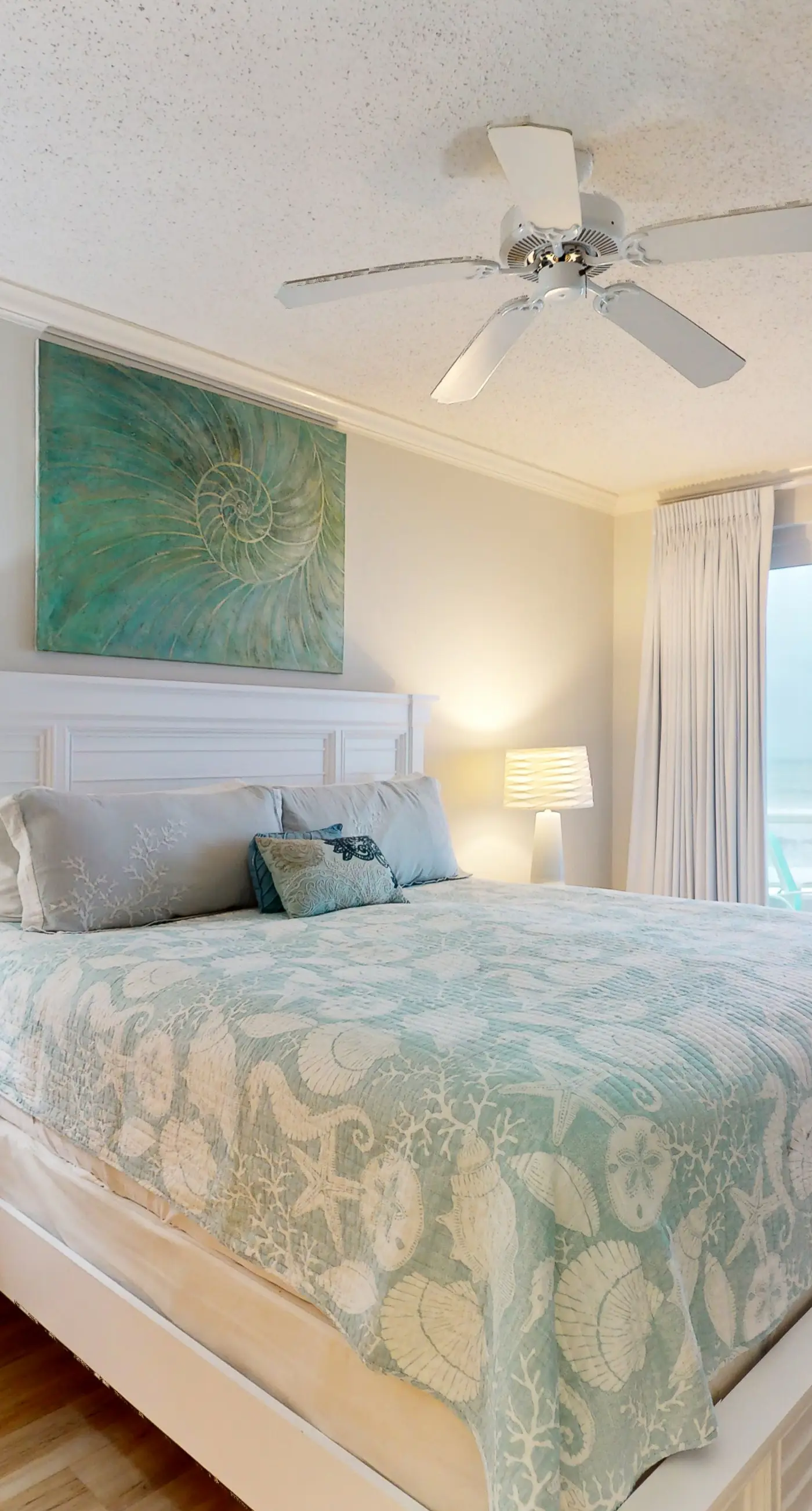 Gulf-front condo w/ beach access, indoor/outdoor pool, & tennis courts