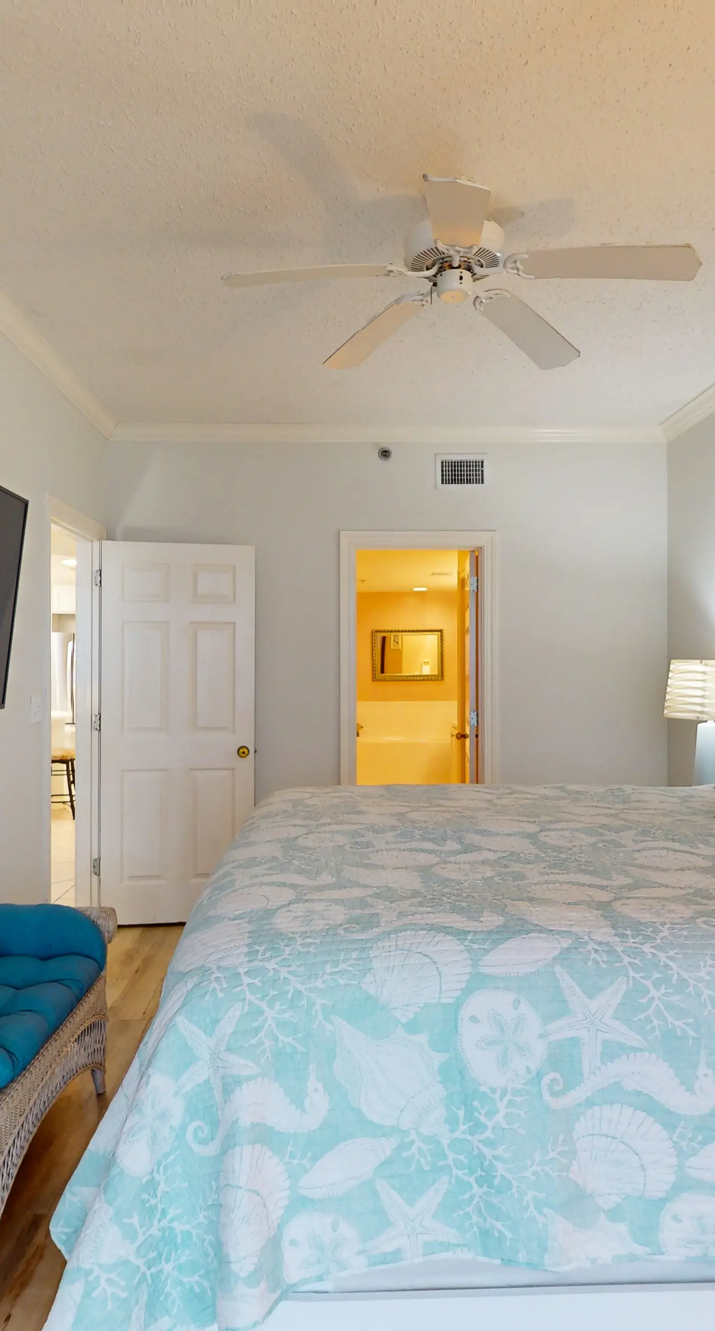 Gulf-front condo w/ beach access, indoor/outdoor pool, & tennis courts