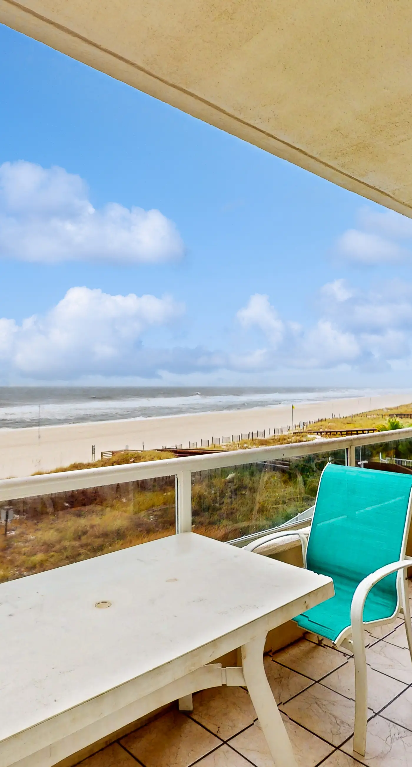 Gulf-front condo w/ beach access, indoor/outdoor pool, & tennis courts