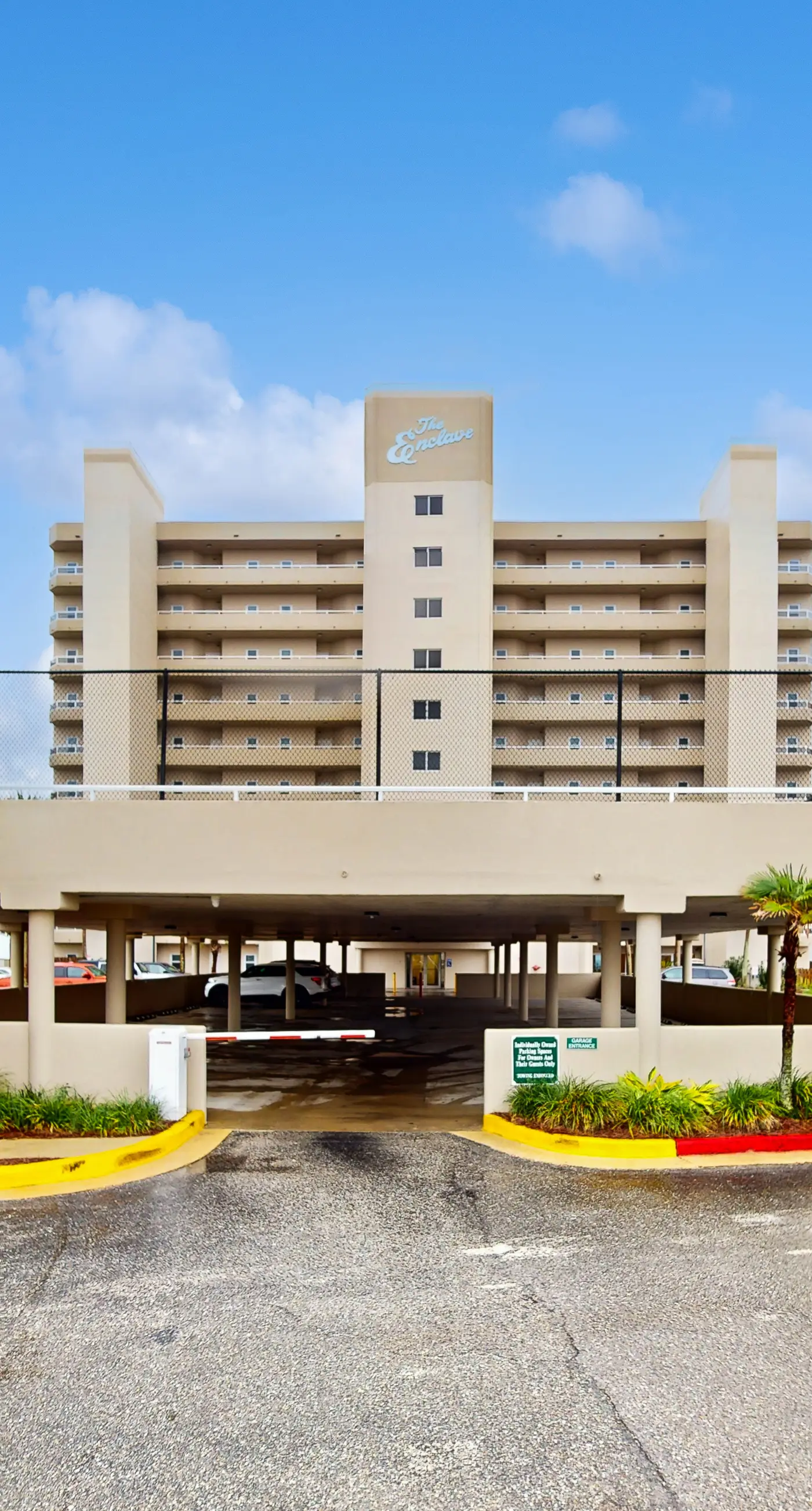 Gulf-front condo w/ beach access, indoor/outdoor pool, & tennis courts