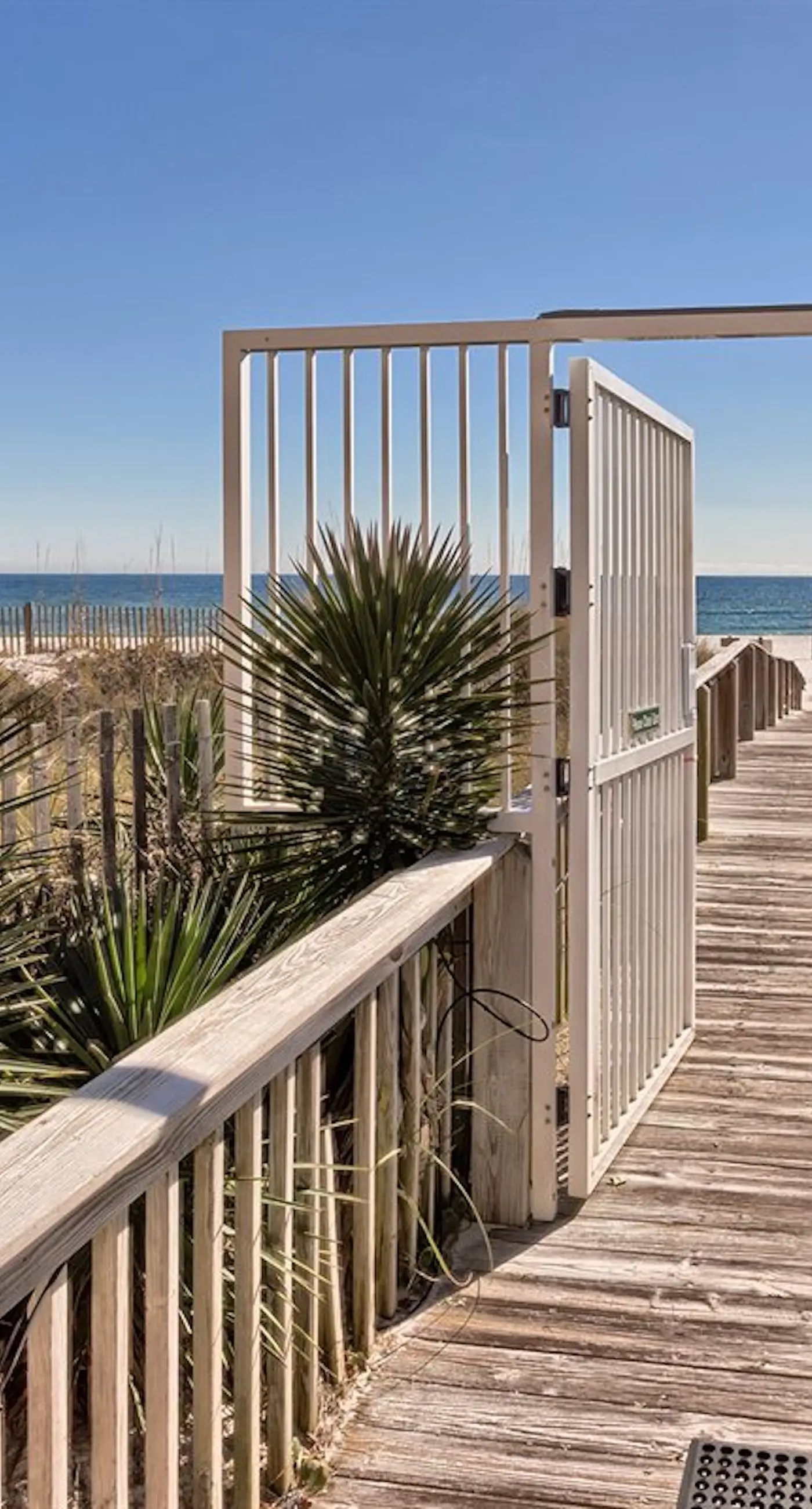 Gulf-front condo w/ beach access, indoor/outdoor pool, & tennis courts