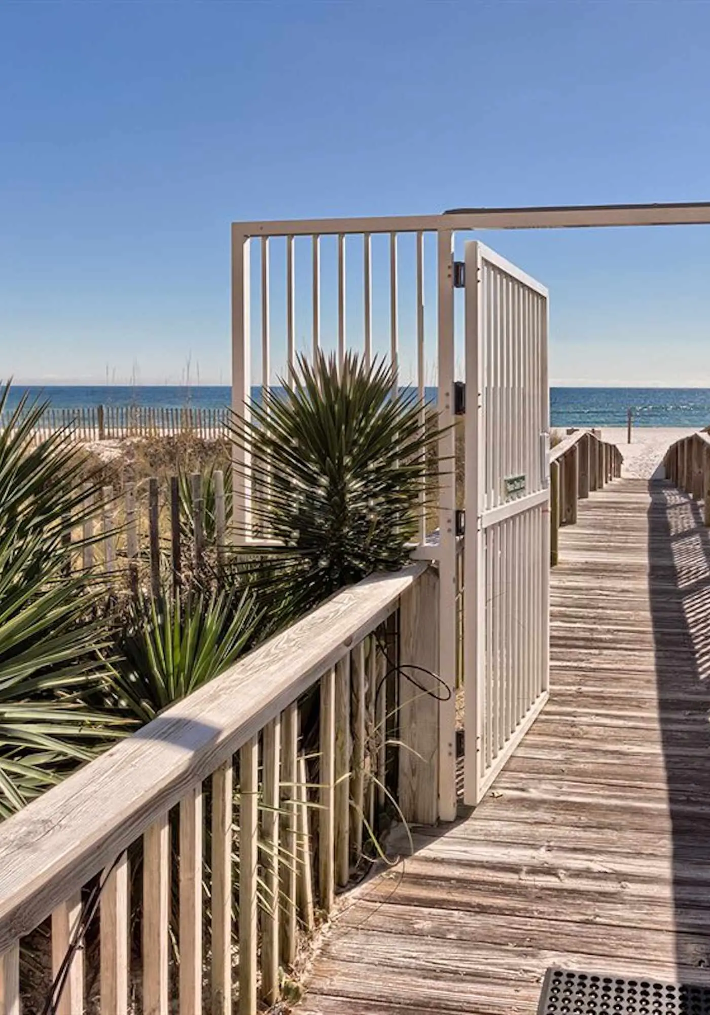 Gulf-front condo w/ beach access, indoor/outdoor pool, & tennis courts