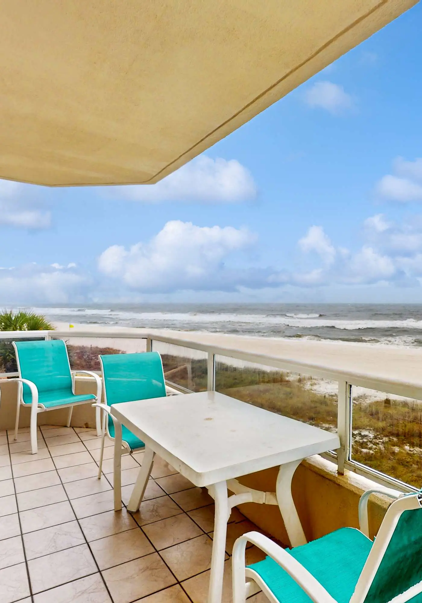 Gulf-front condo w/ beach access, indoor/outdoor pool, & tennis courts
