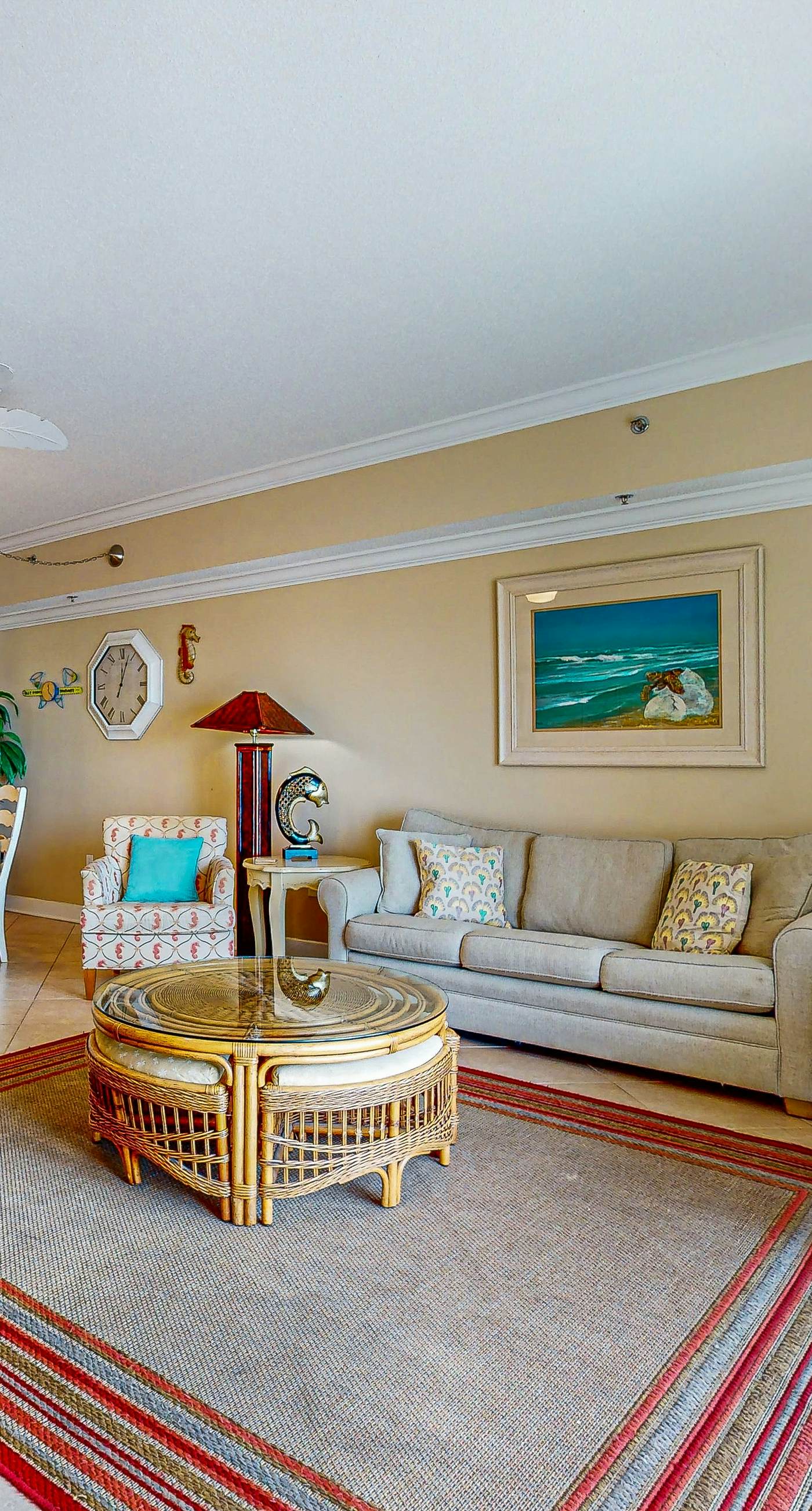 Spacious condo with Gulf-front views & access to pools, hot tub, gym