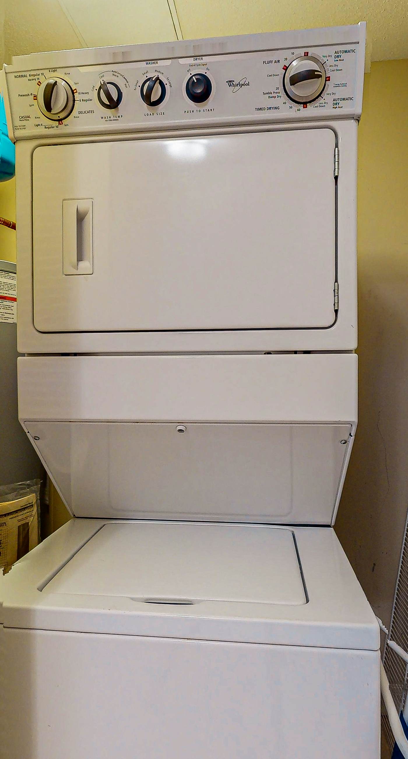 Spacious condo with Gulf-front views & access to pools, hot tub, gym