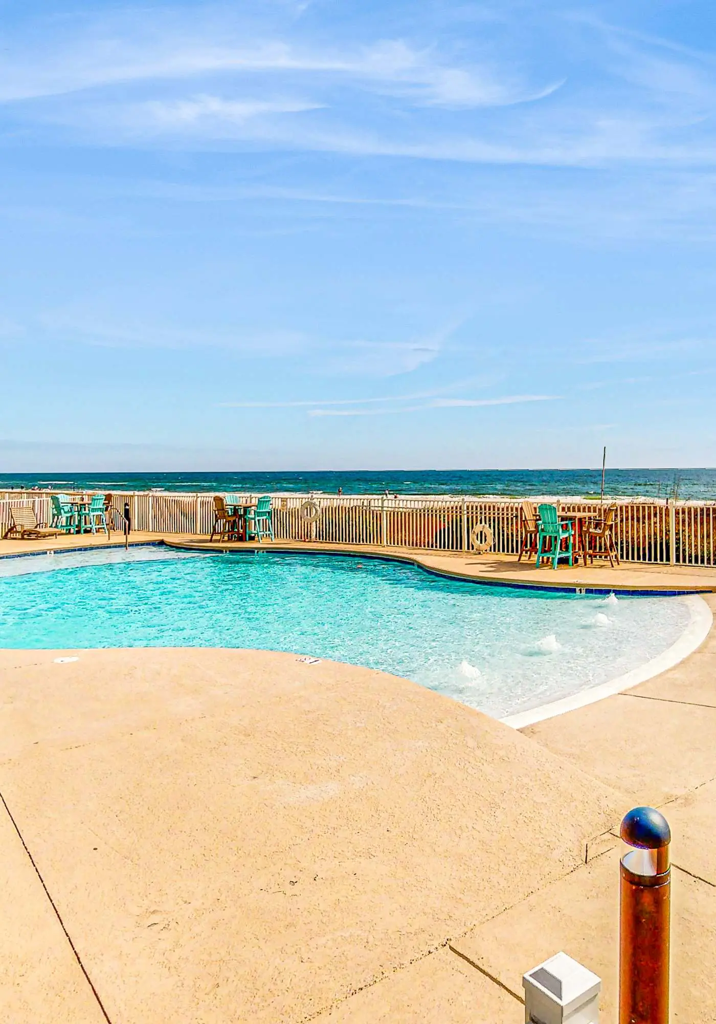 Beachfront condo overlooking the Gulf w/ balcony & indoor/outdoor pools
