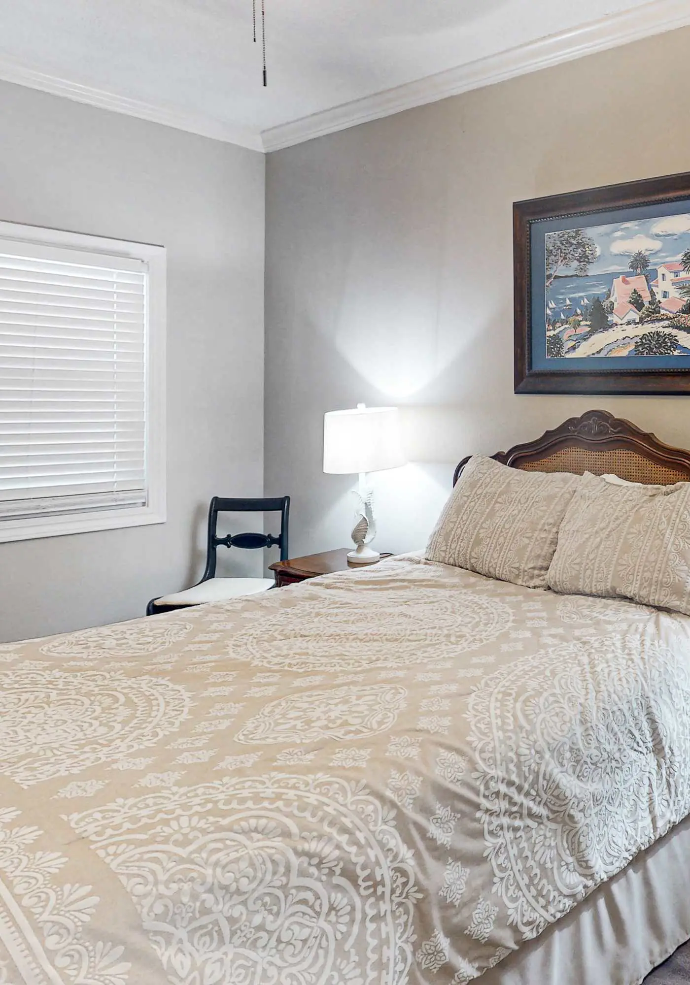 Beachfront condo overlooking the Gulf w/ balcony & indoor/outdoor pools