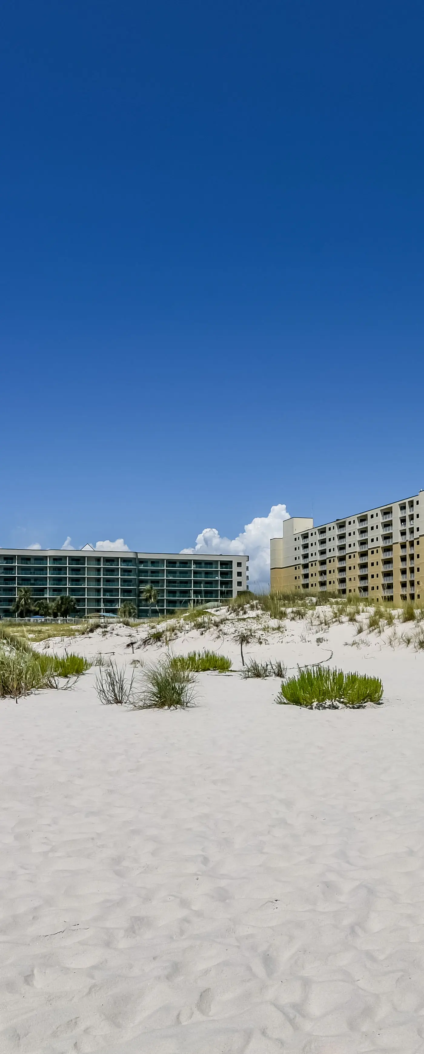 Waterview condo with shared pool, panoramic balcony views, and WIFI