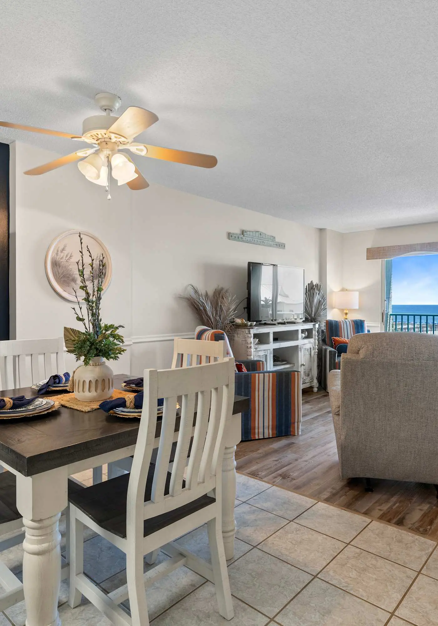 Waterview condo with shared pool, panoramic balcony views, and WIFI