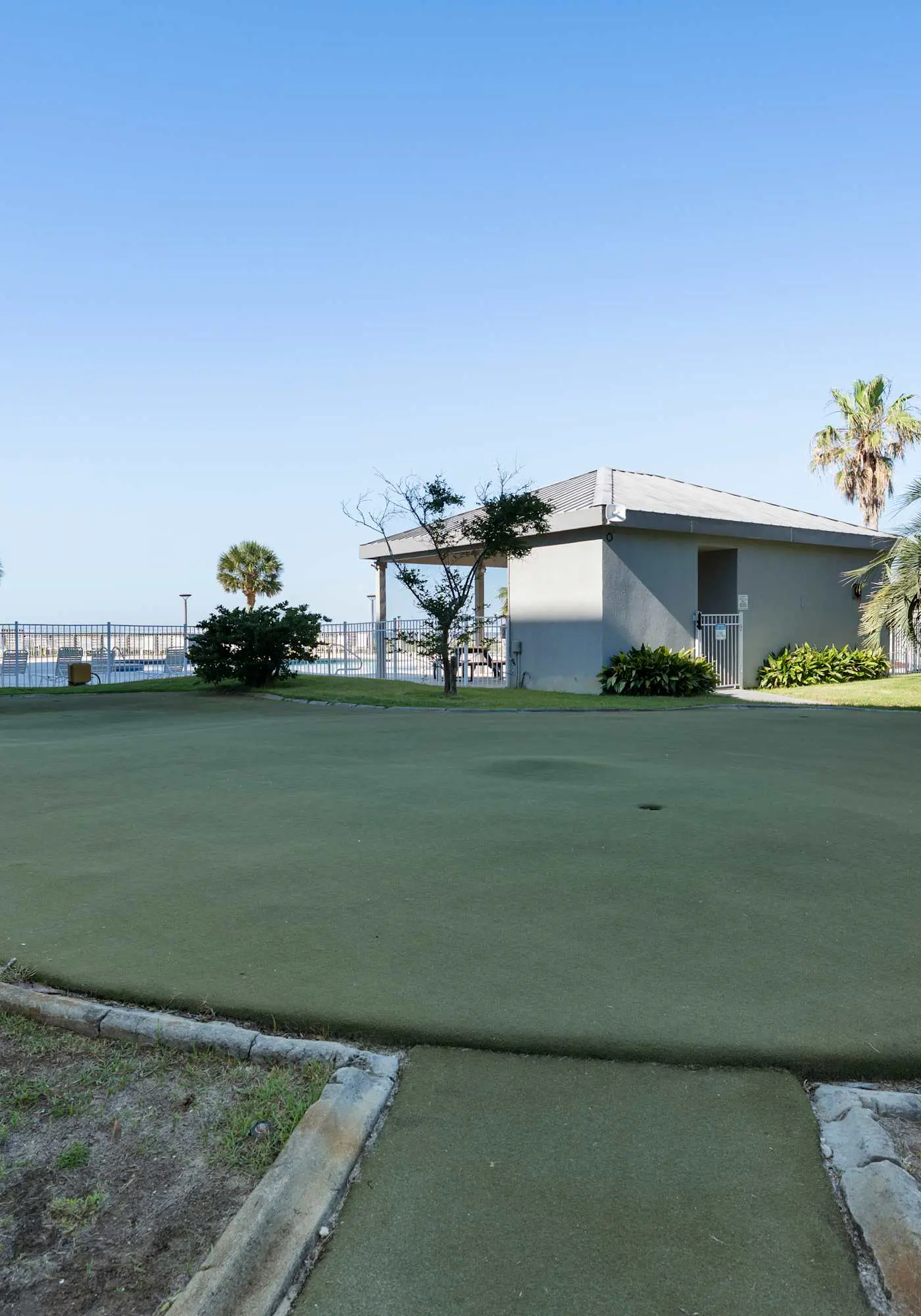 Waterview condo with shared pool, panoramic balcony views, and WIFI