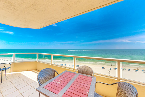 Beachfront condo with Gulf view, indoor/outdoor pools