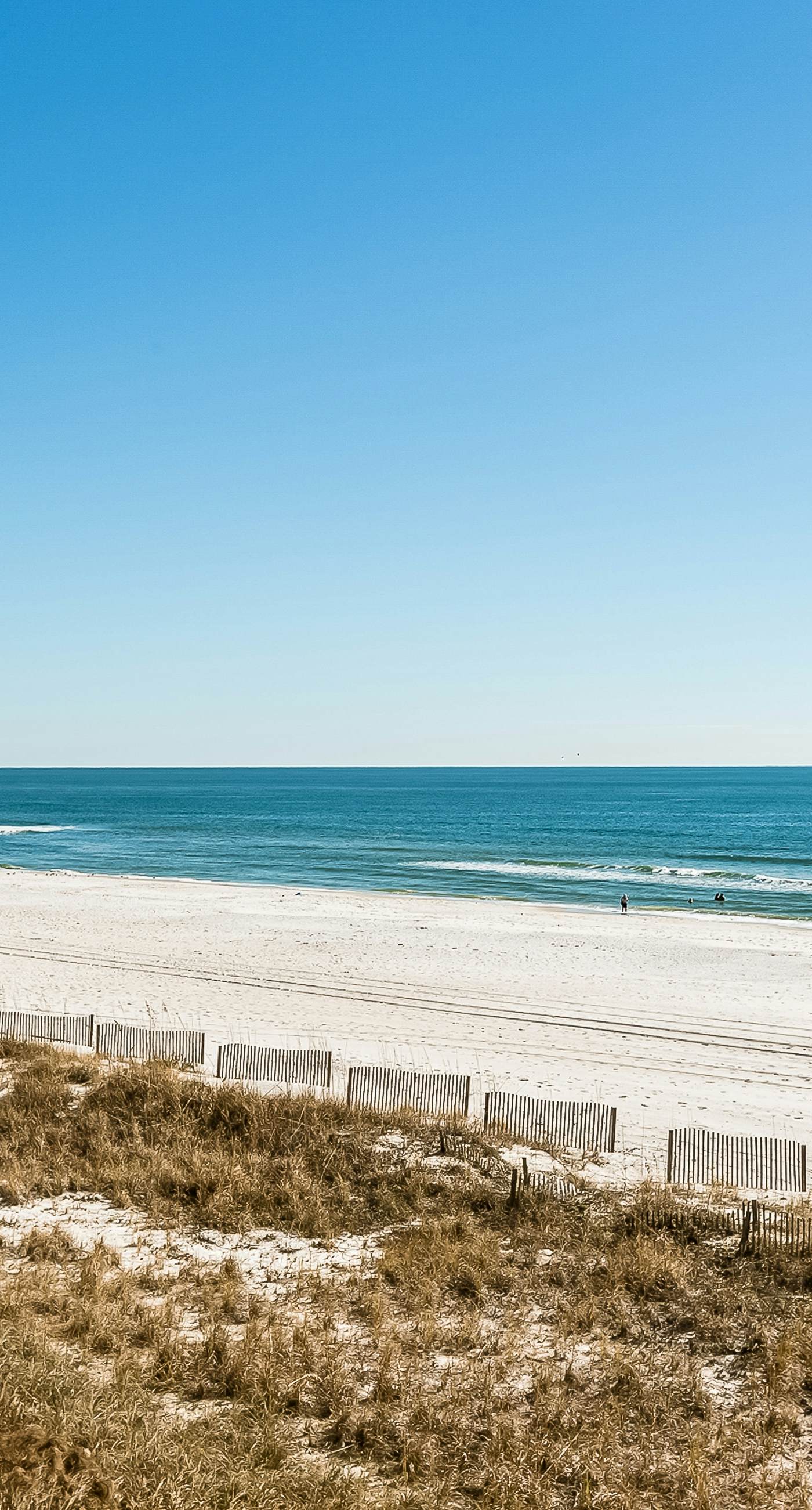 Beachfront condo with Gulf view, indoor/outdoor pools