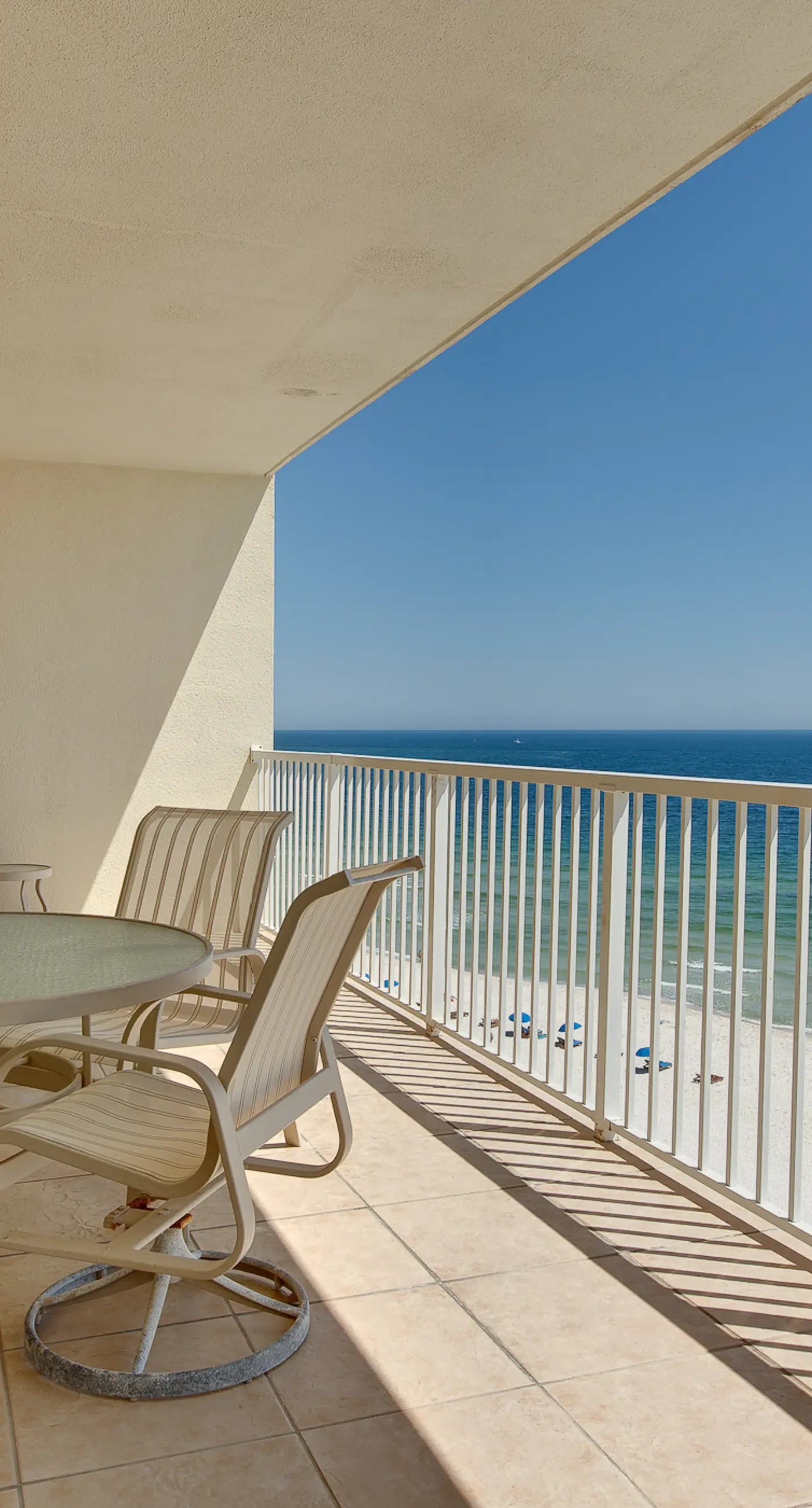 Family-friendly, Gulf-front condo with private balcony and resort style pools, sauna and gym