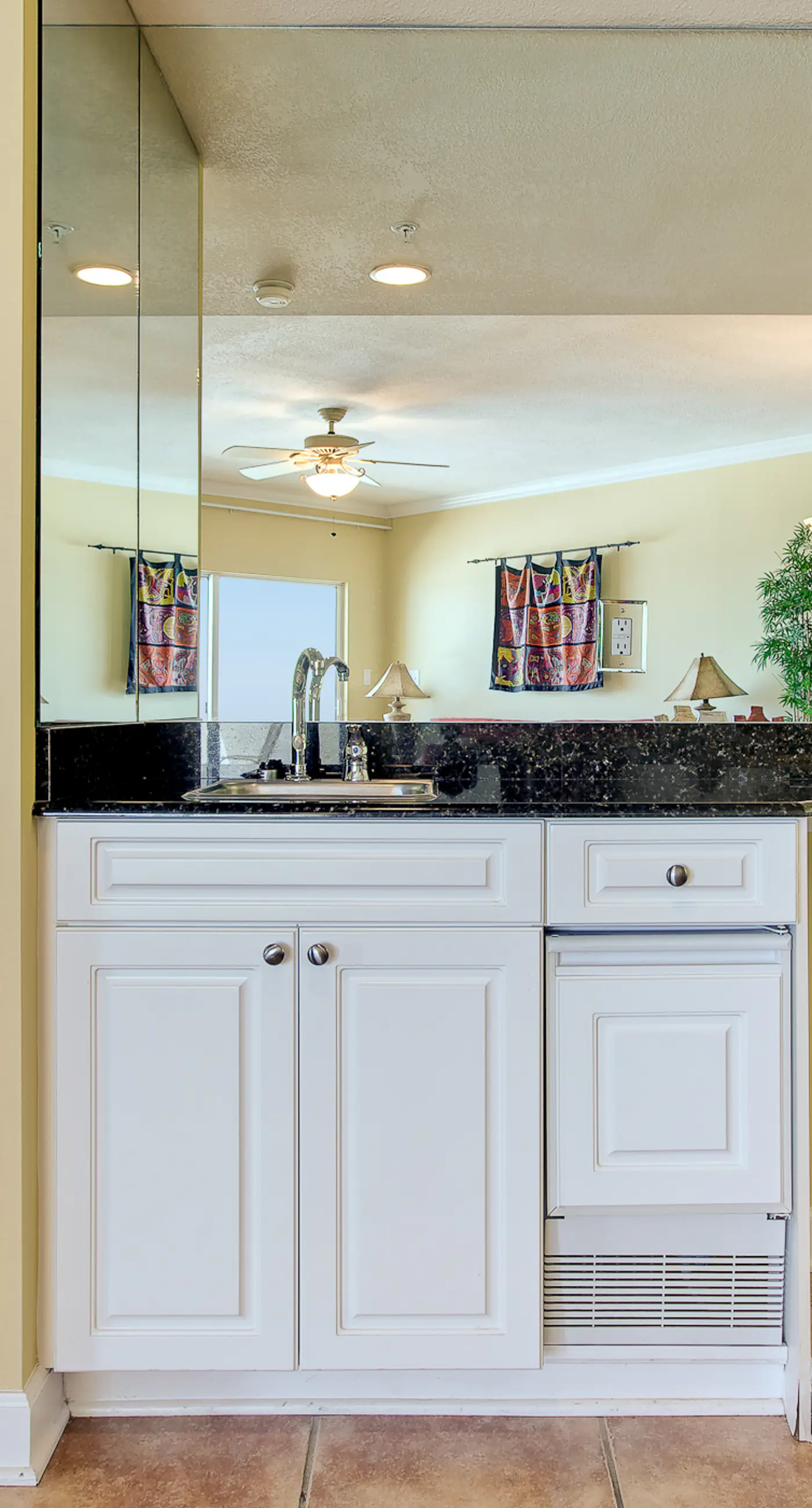 Family-friendly, Gulf-front condo with private balcony and resort style pools, sauna and gym