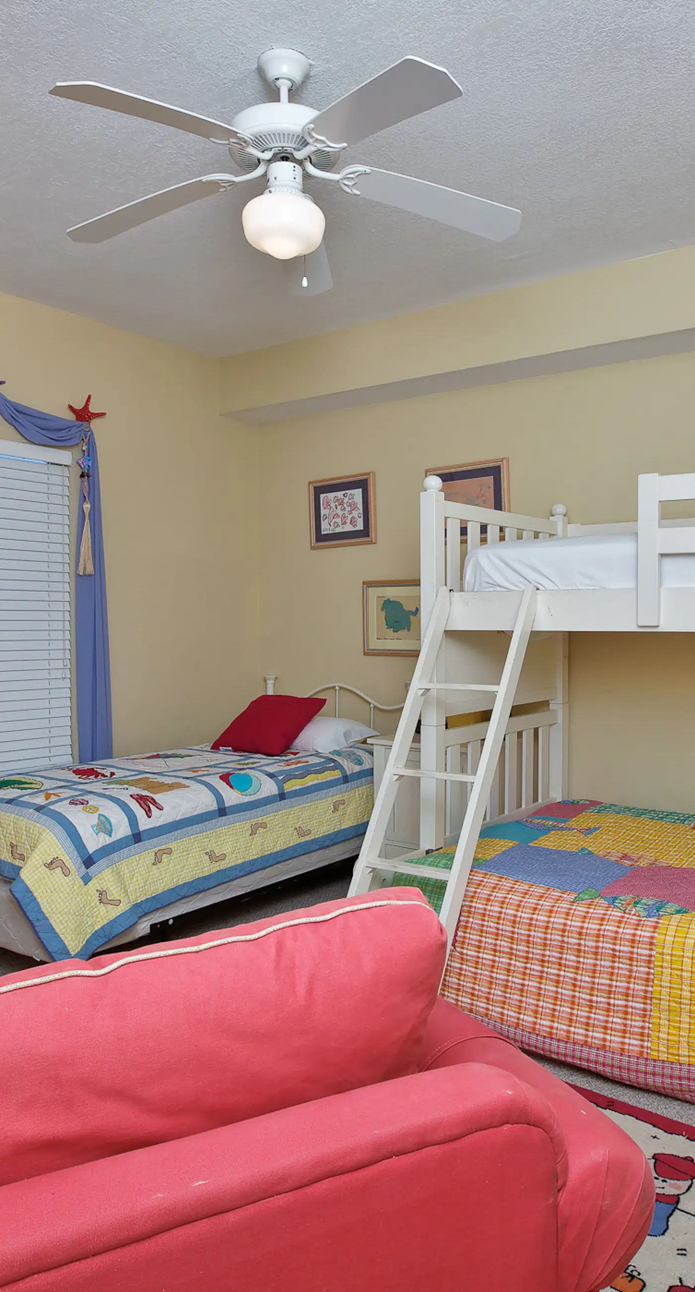 Family-friendly, Gulf-front condo with private balcony and resort style pools, sauna and gym