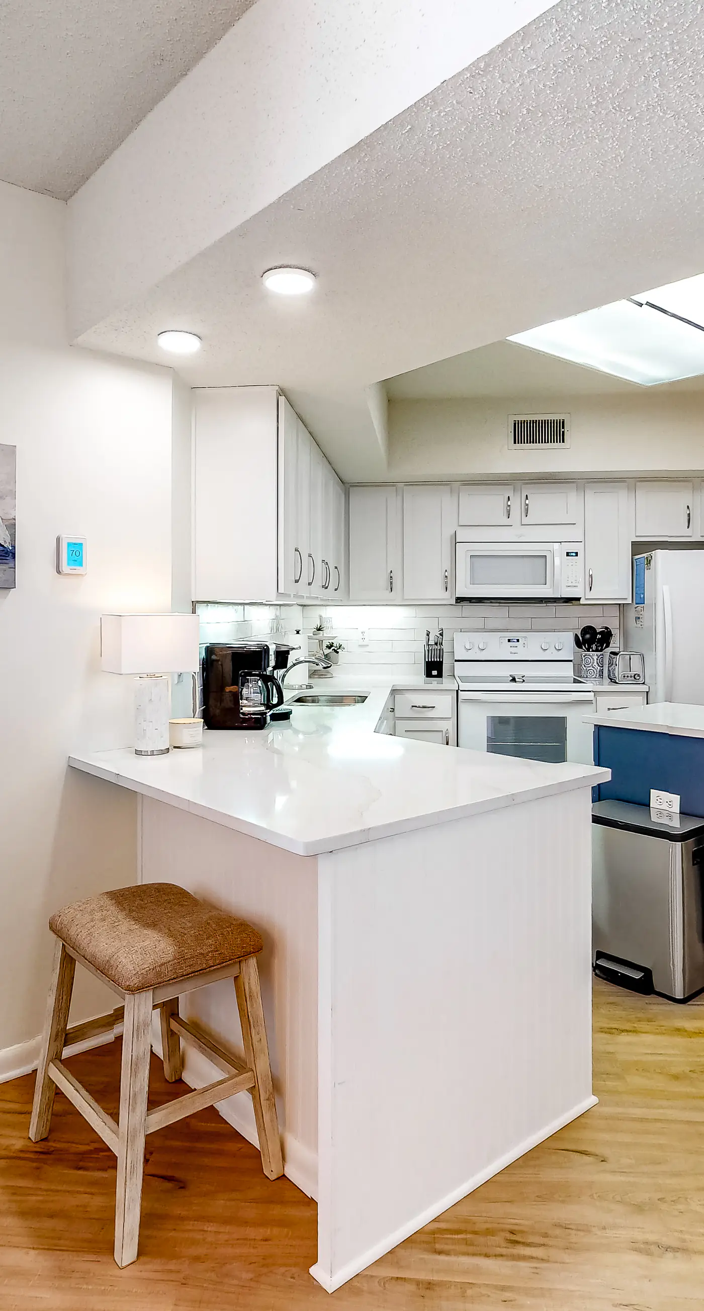 Inviting Gulf-front condo with hot tub, pool & spacious, furnished balcony