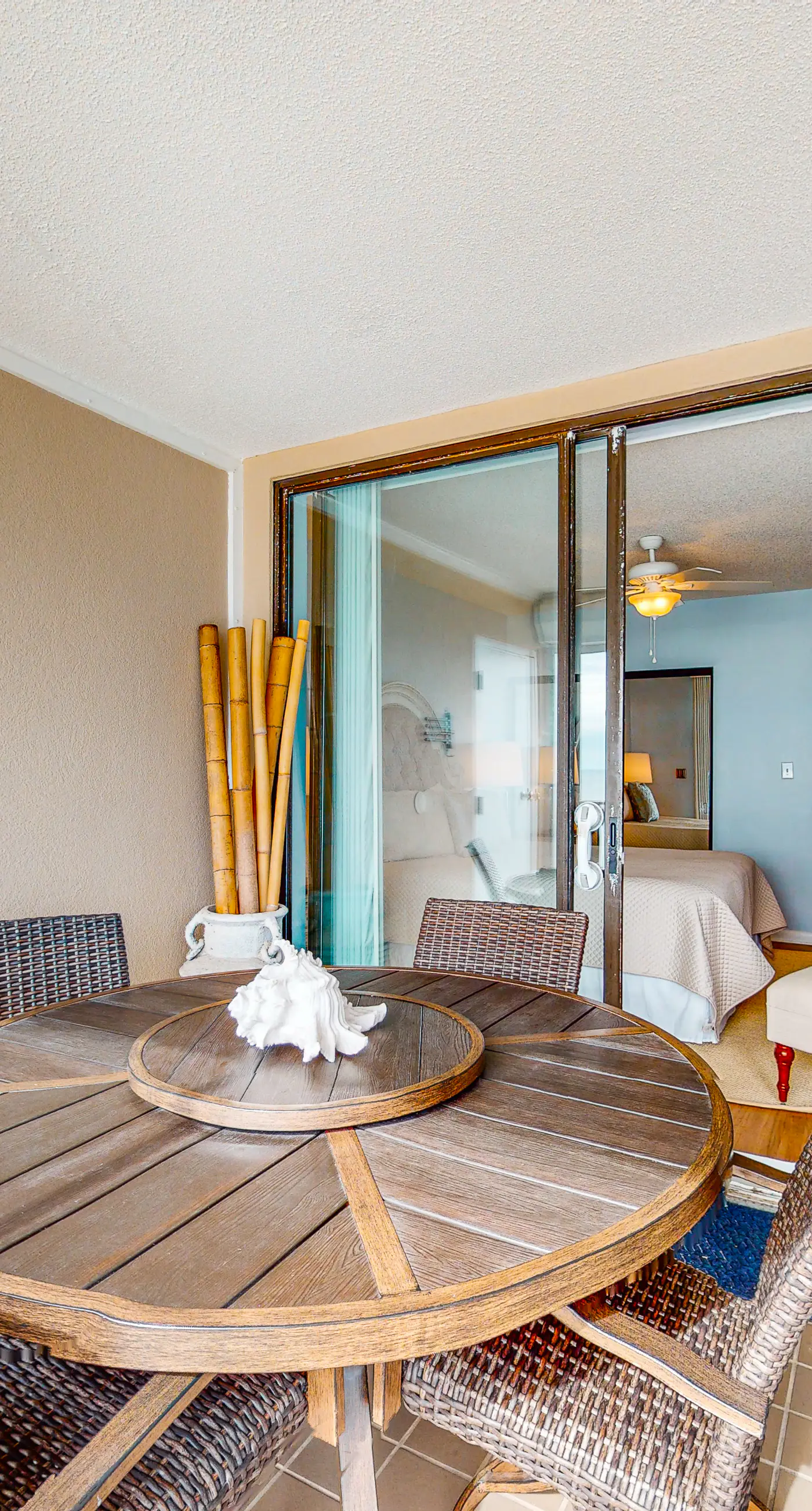 Inviting Gulf-front condo with hot tub, pool & spacious, furnished balcony