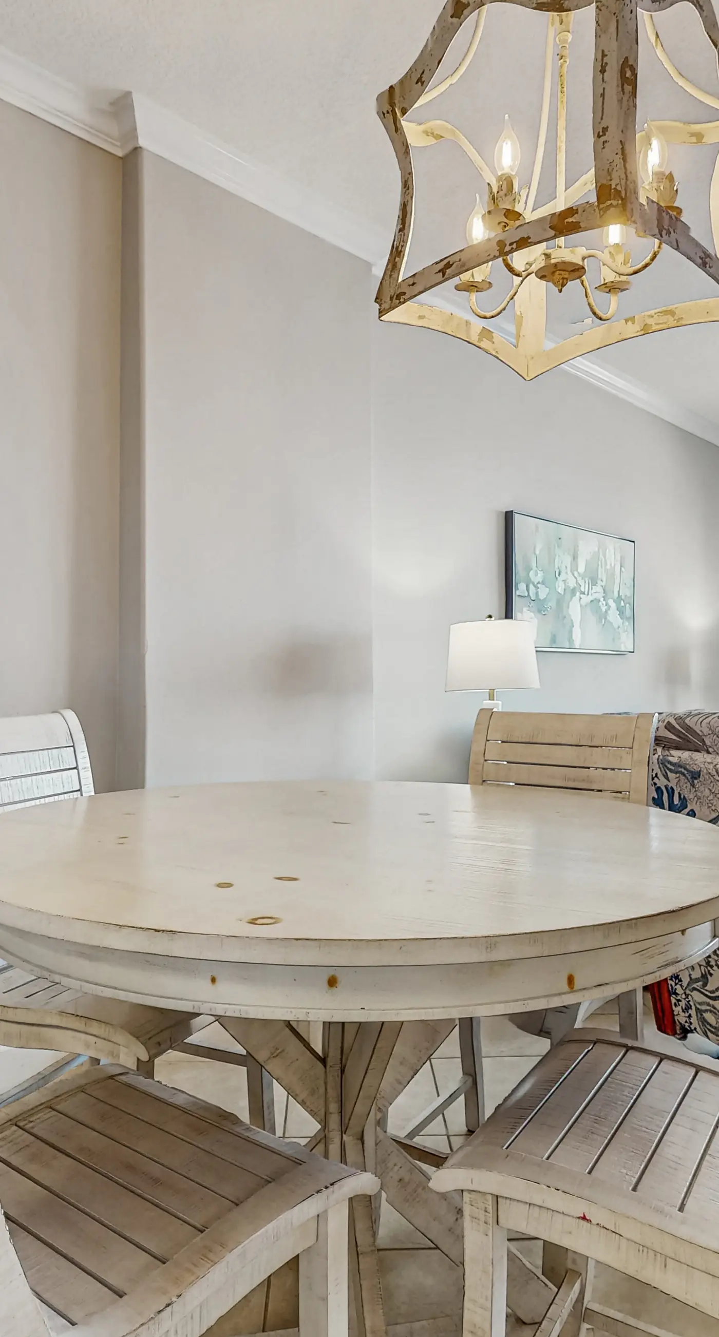 Gulf-front condo with beautiful views of The Pass, pools & hot tubs