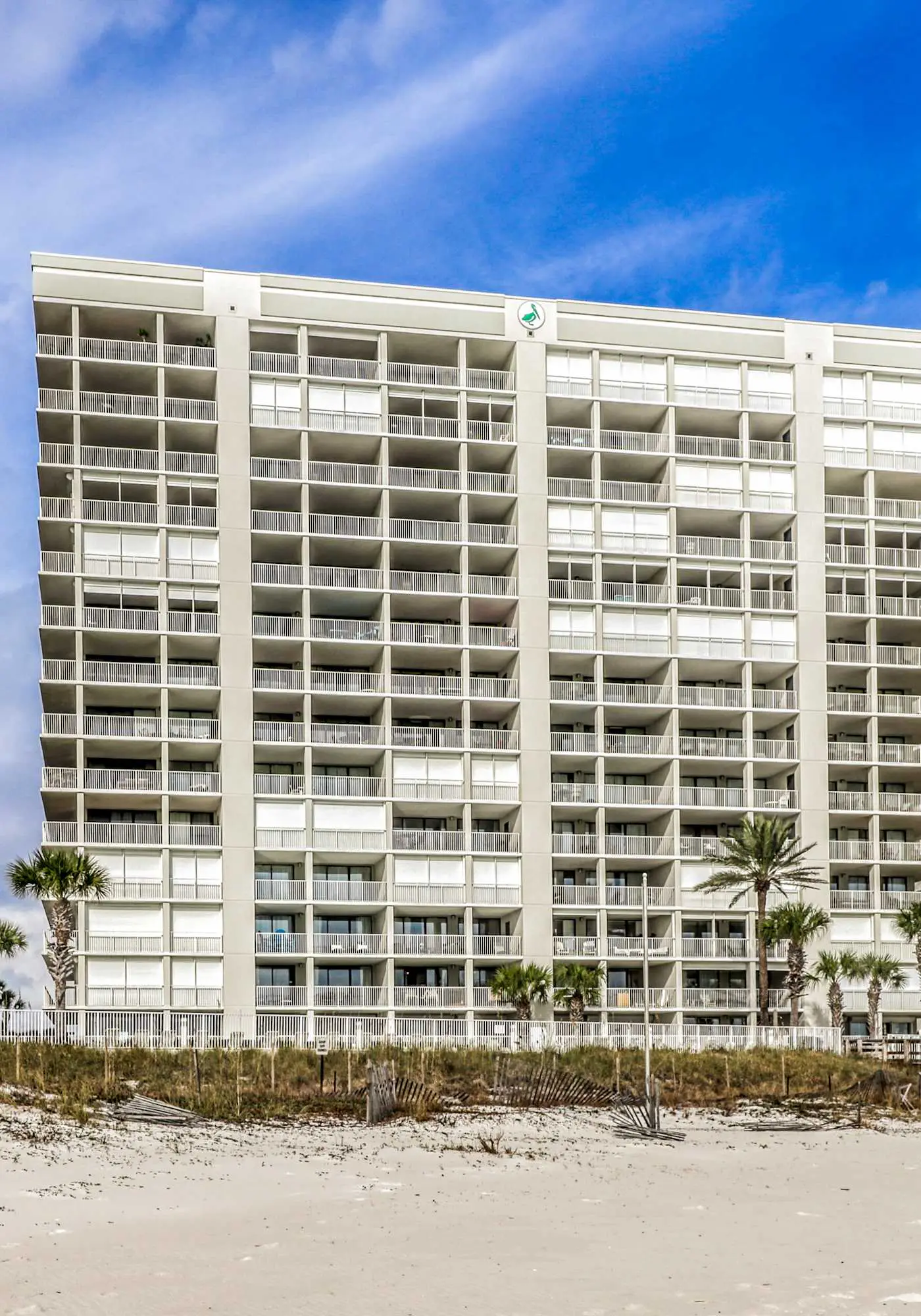 Beachfront condo with private beach access, hot tub, tennis court & pools