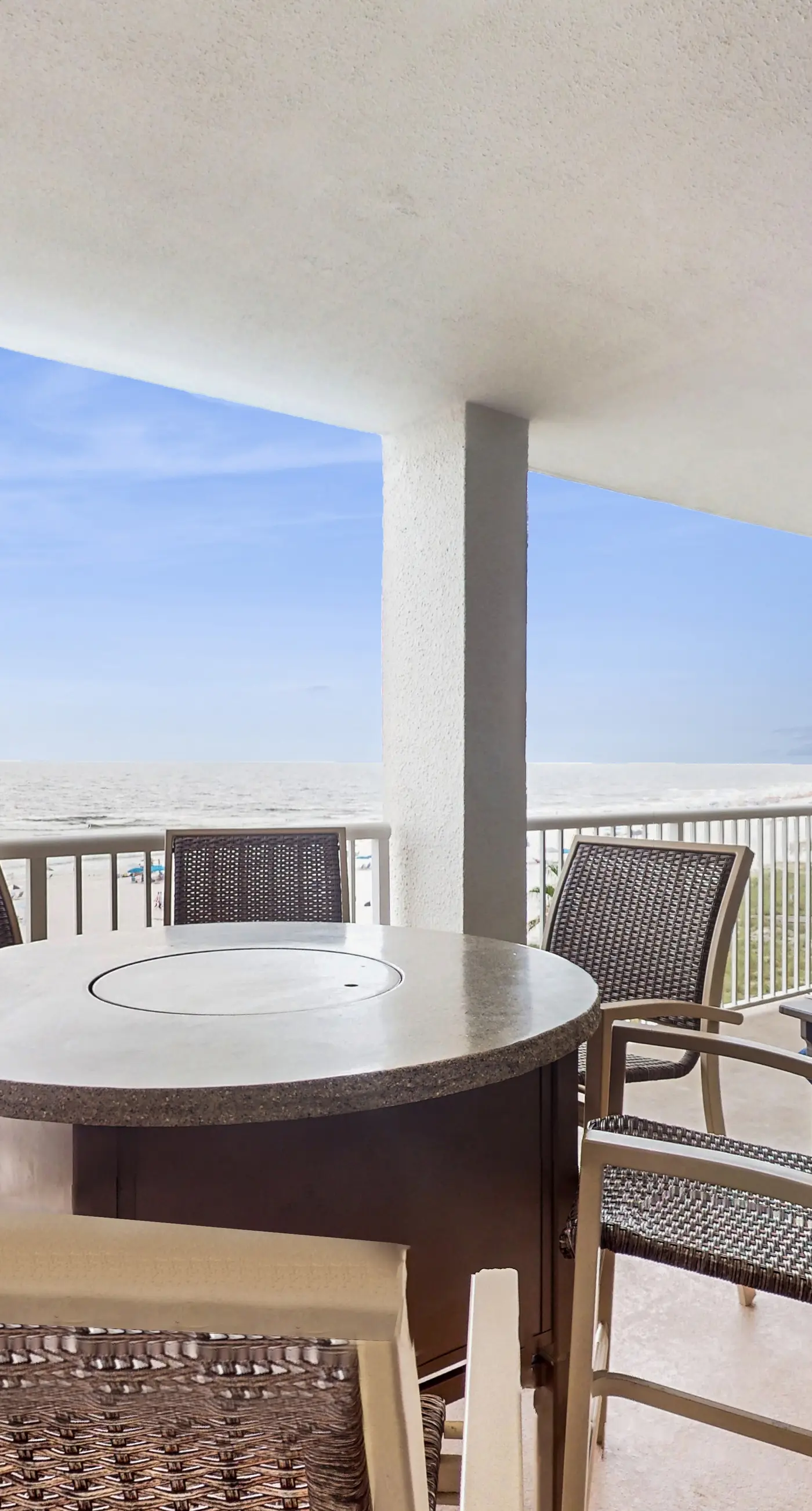 Gulf front escape w/ balcony, shared hot tub, pools, tennis, & beach access