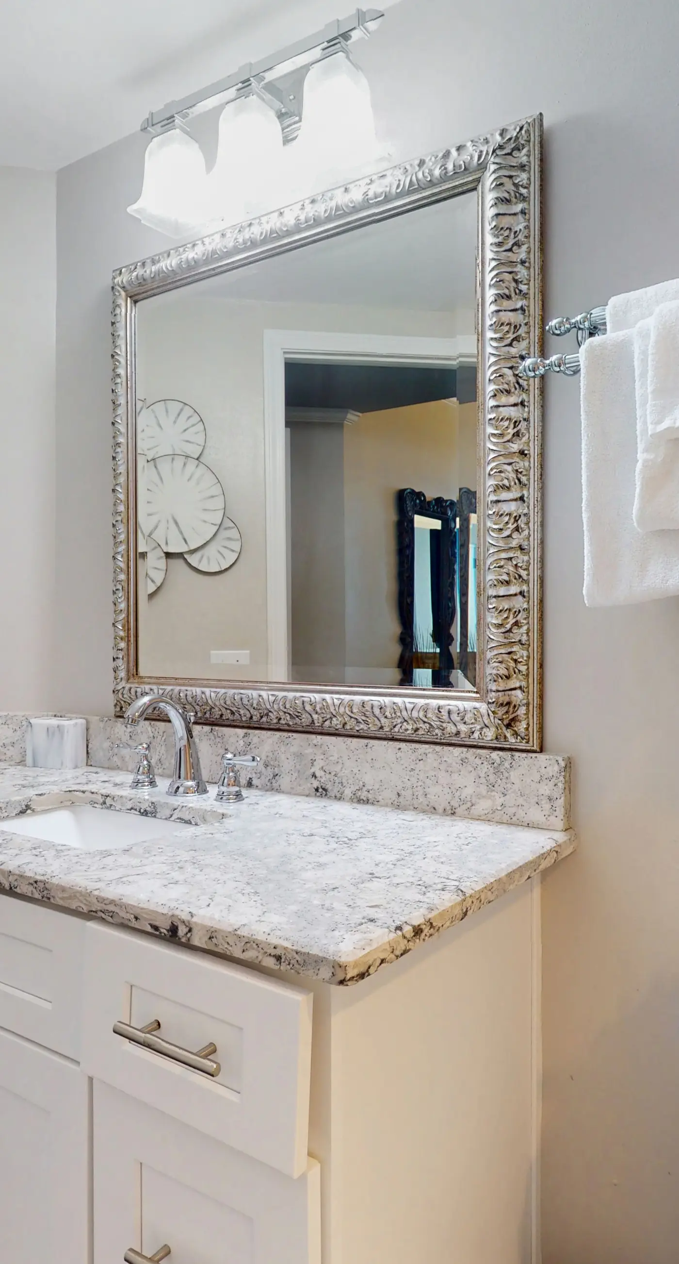 Gulf front escape w/ balcony, shared hot tub, pools, tennis, & beach access