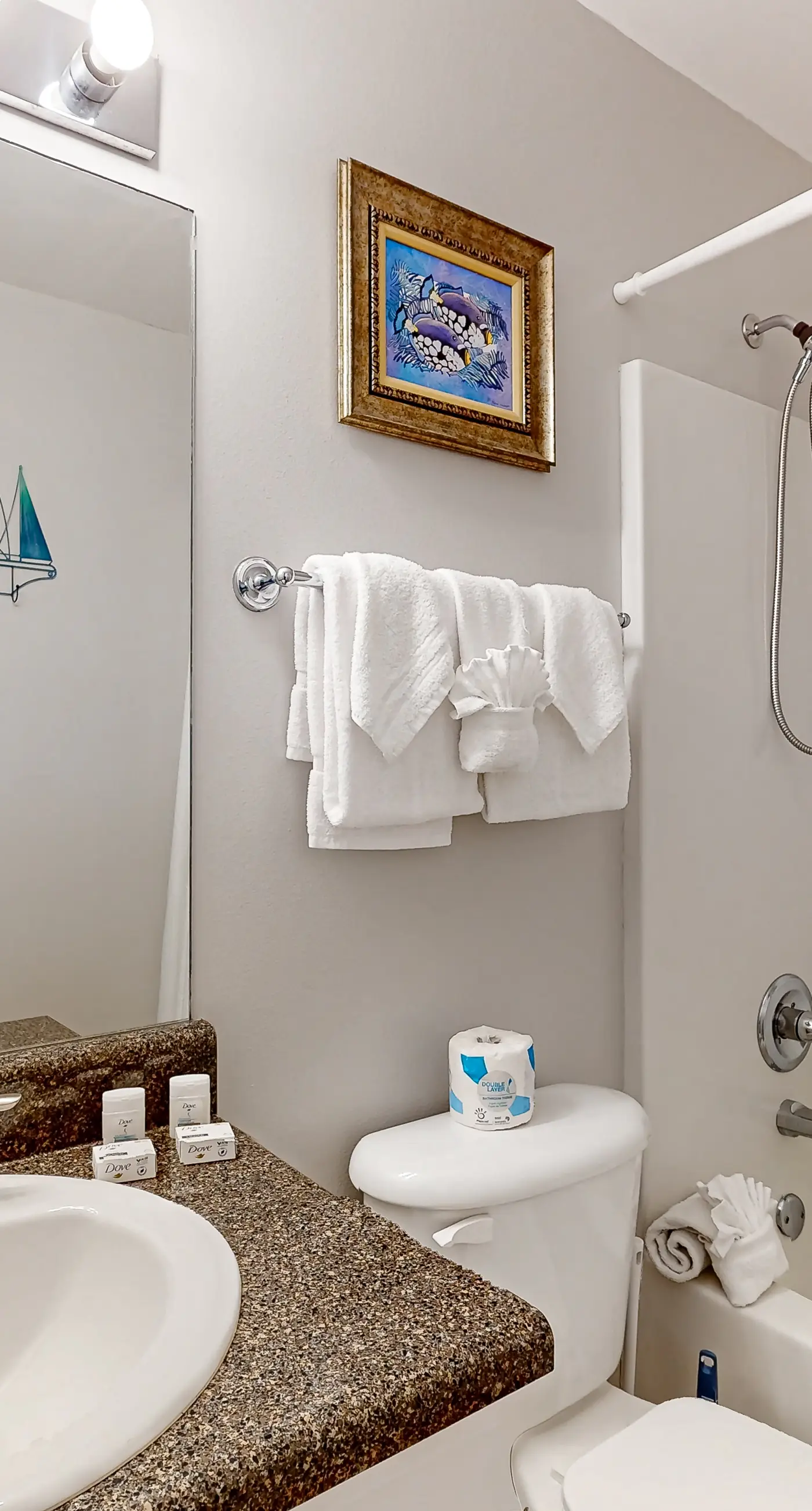 Spacious condo near the beach with great view, bonus loft, and shared pool