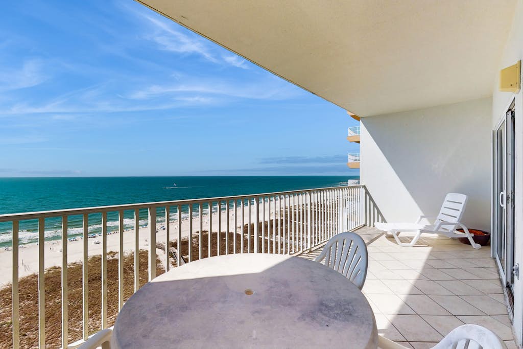 Beachfront property with Gulf-view balcony, outdoor pool & hot tub - near shops
