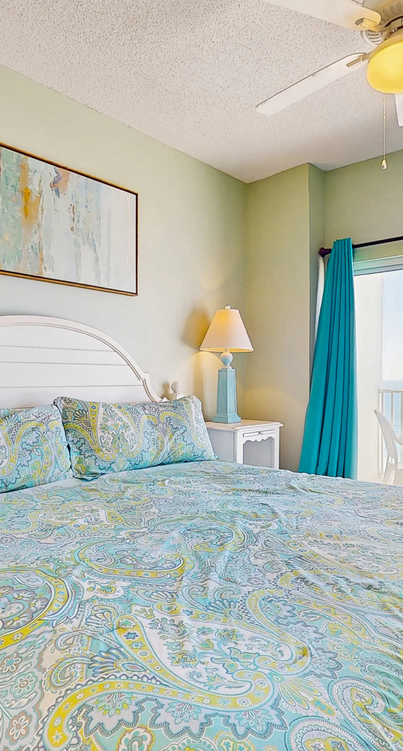 Beachfront property with Gulf-view balcony, outdoor pool & hot tub - near shops