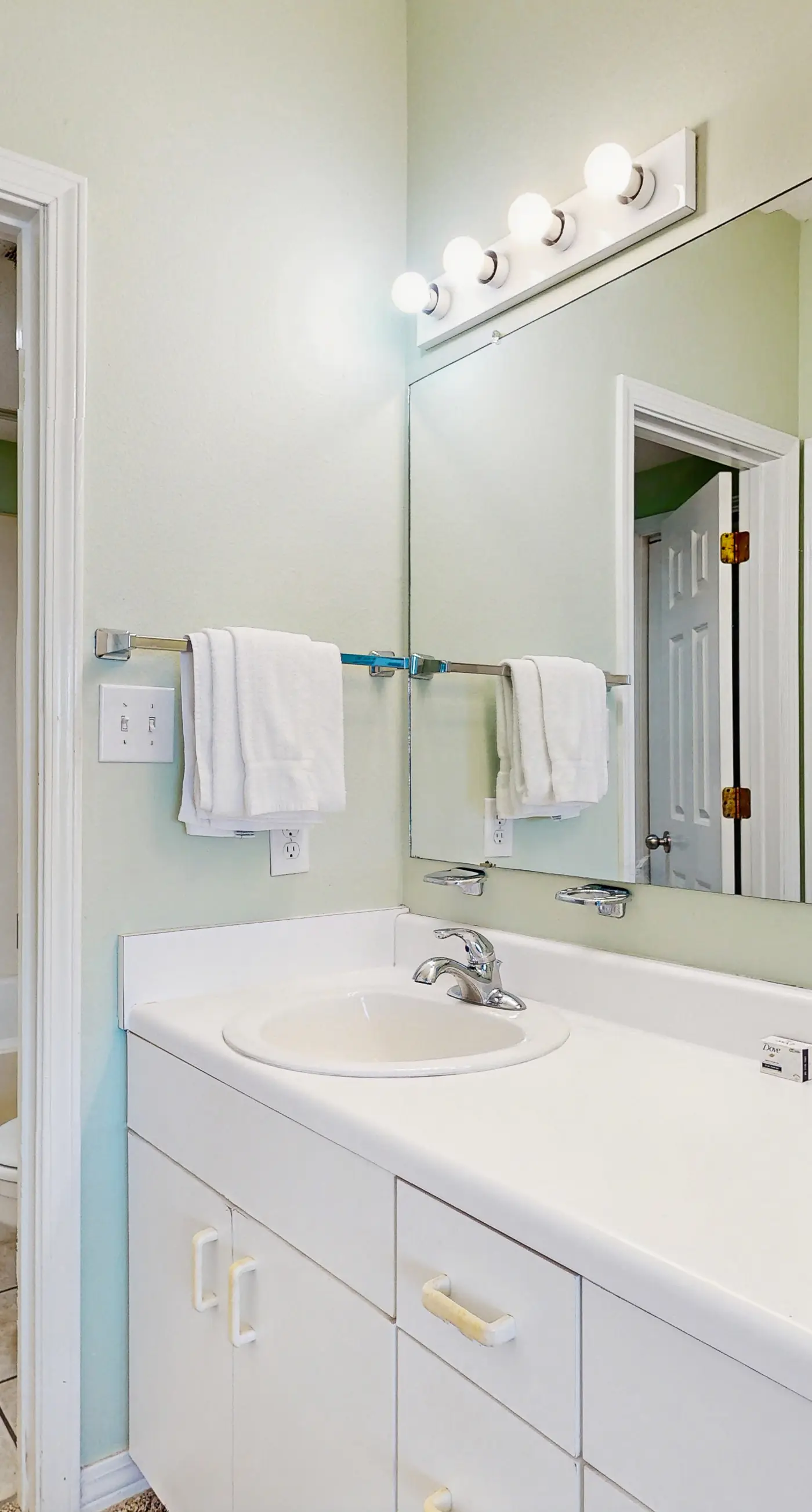 Beachfront property with Gulf-view balcony, outdoor pool & hot tub - near shops