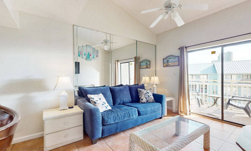 Gulf view condo w/ a full kitchen, private balcony, shared pools, & tennis court