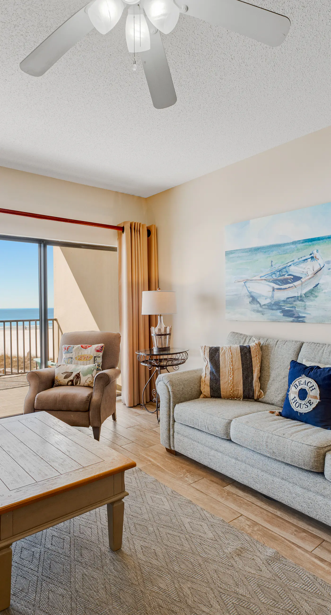 Beach front paradise w/ beautiful views, outdoor pool, & sauna