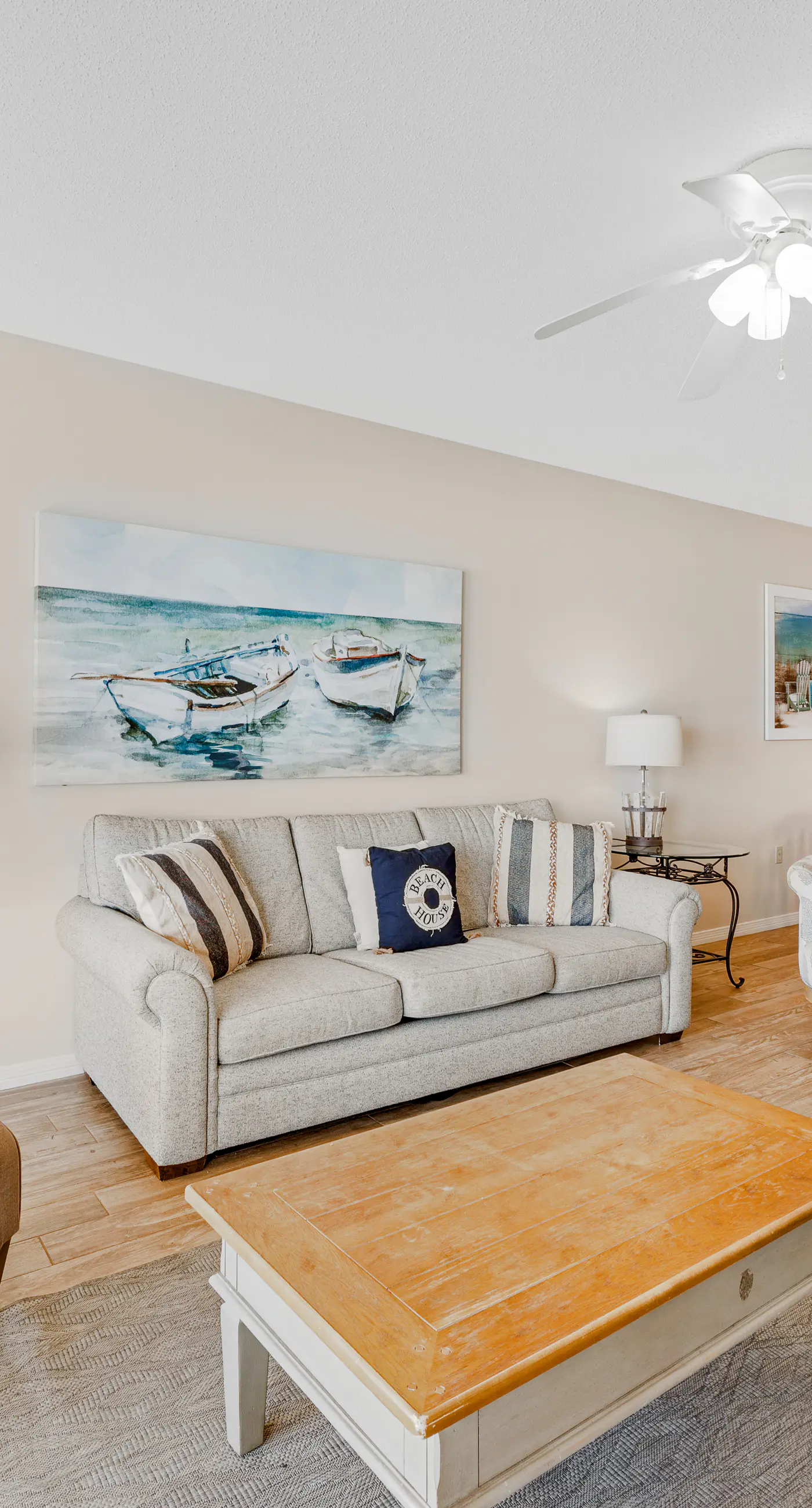 Beach front paradise w/ beautiful views, outdoor pool, & sauna