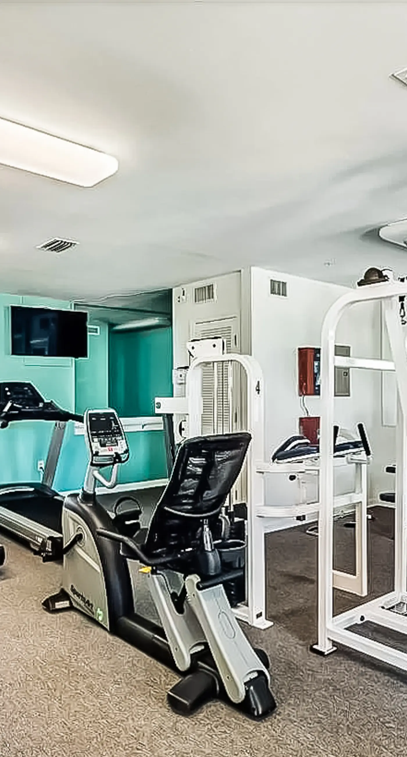 Gulf Coast condo with a pool, gym, boat launch, & nearby beach access