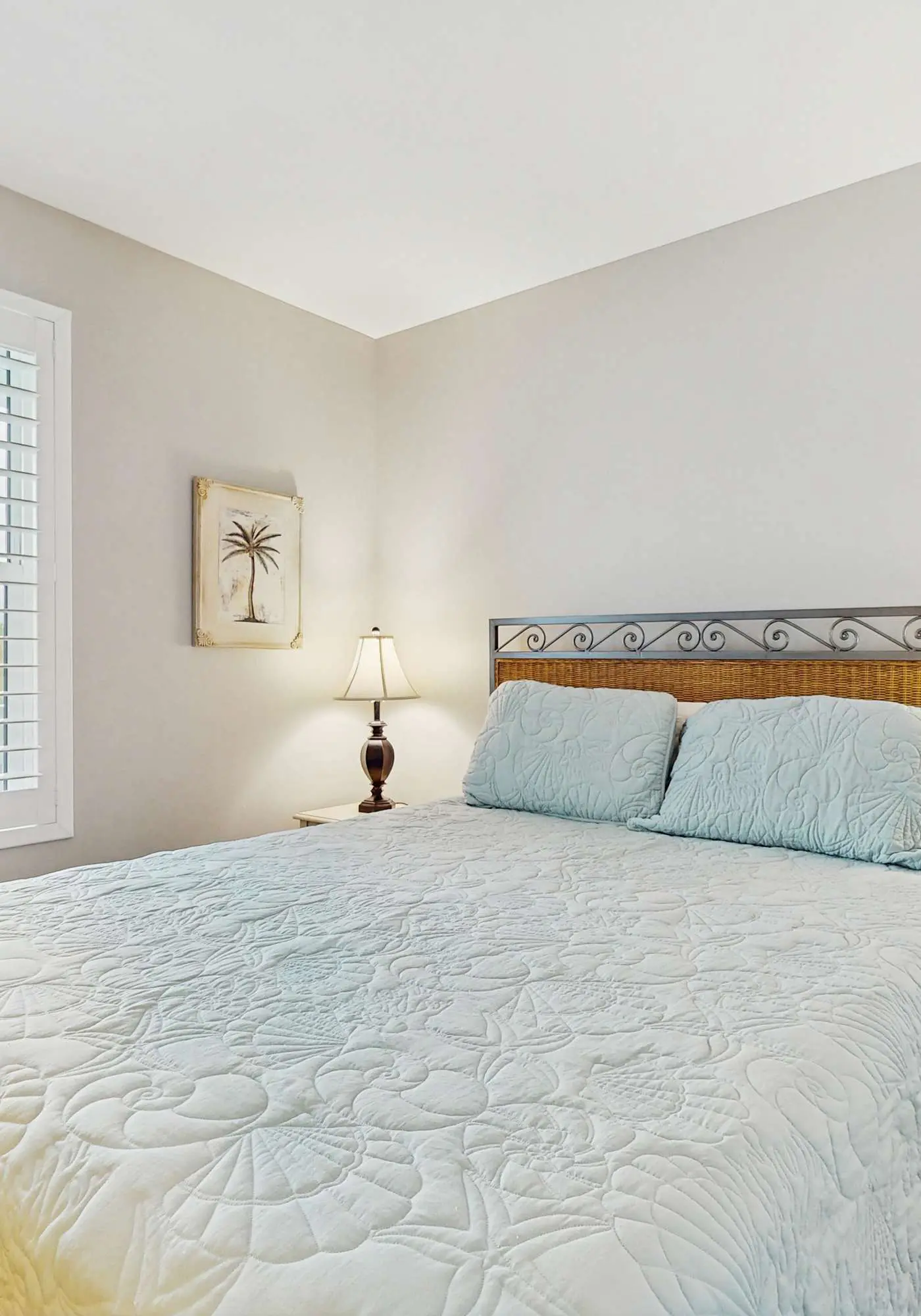 Gulf Coast condo with a pool, gym, boat launch, & nearby beach access