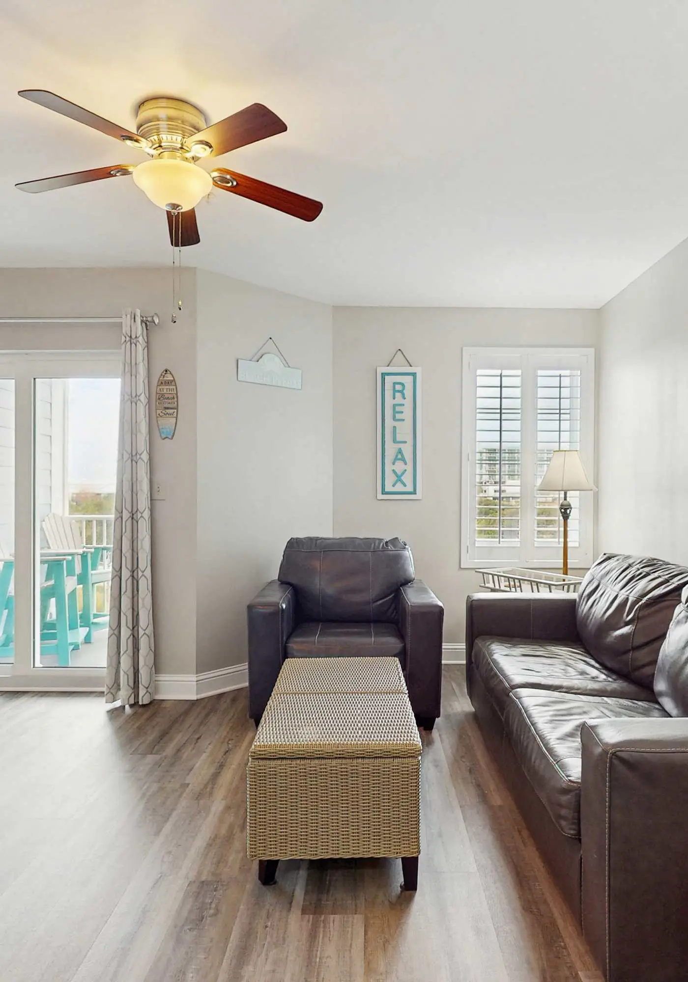 Gulf Coast condo with a pool, gym, boat launch, & nearby beach access