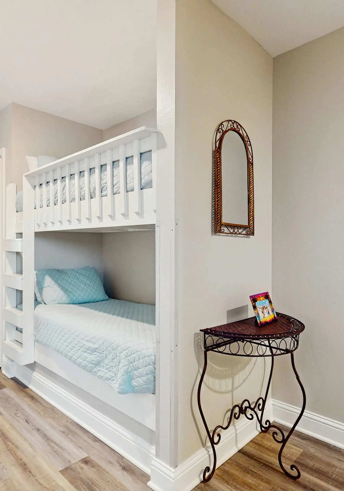 Gulf Coast condo with a pool, gym, boat launch, & nearby beach access