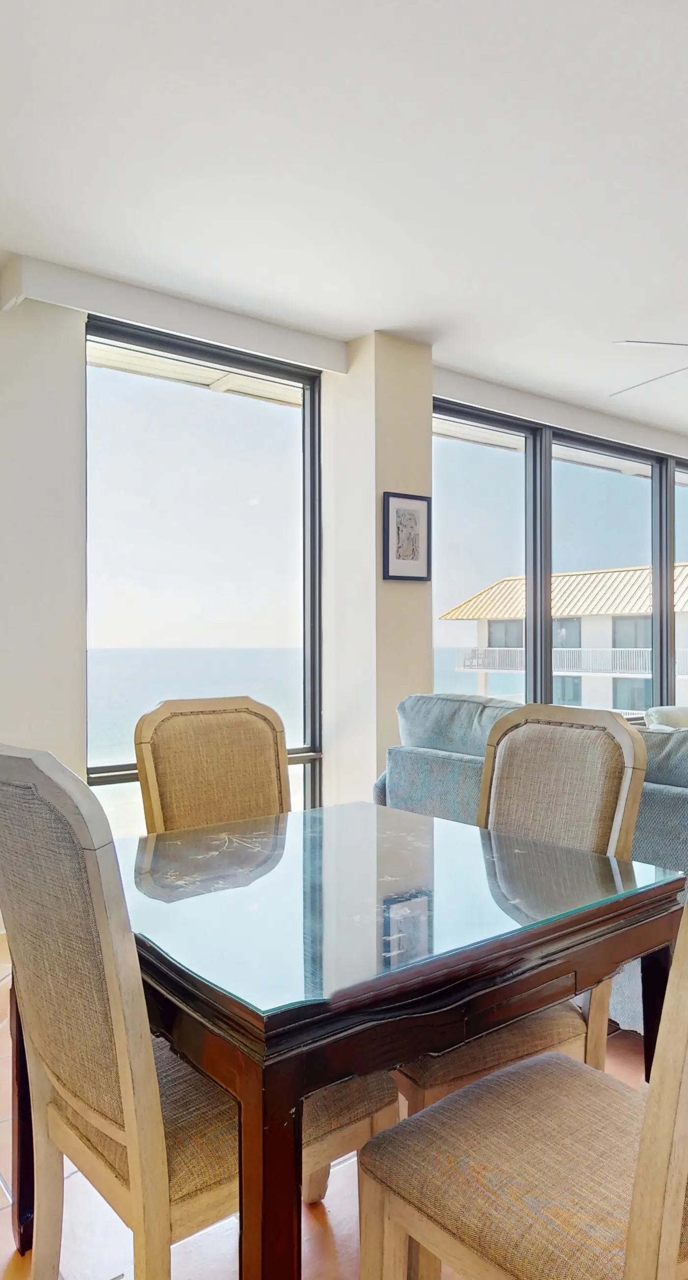 Stunning oceanfront top-floor condo with Gulf views, central AC & pool access